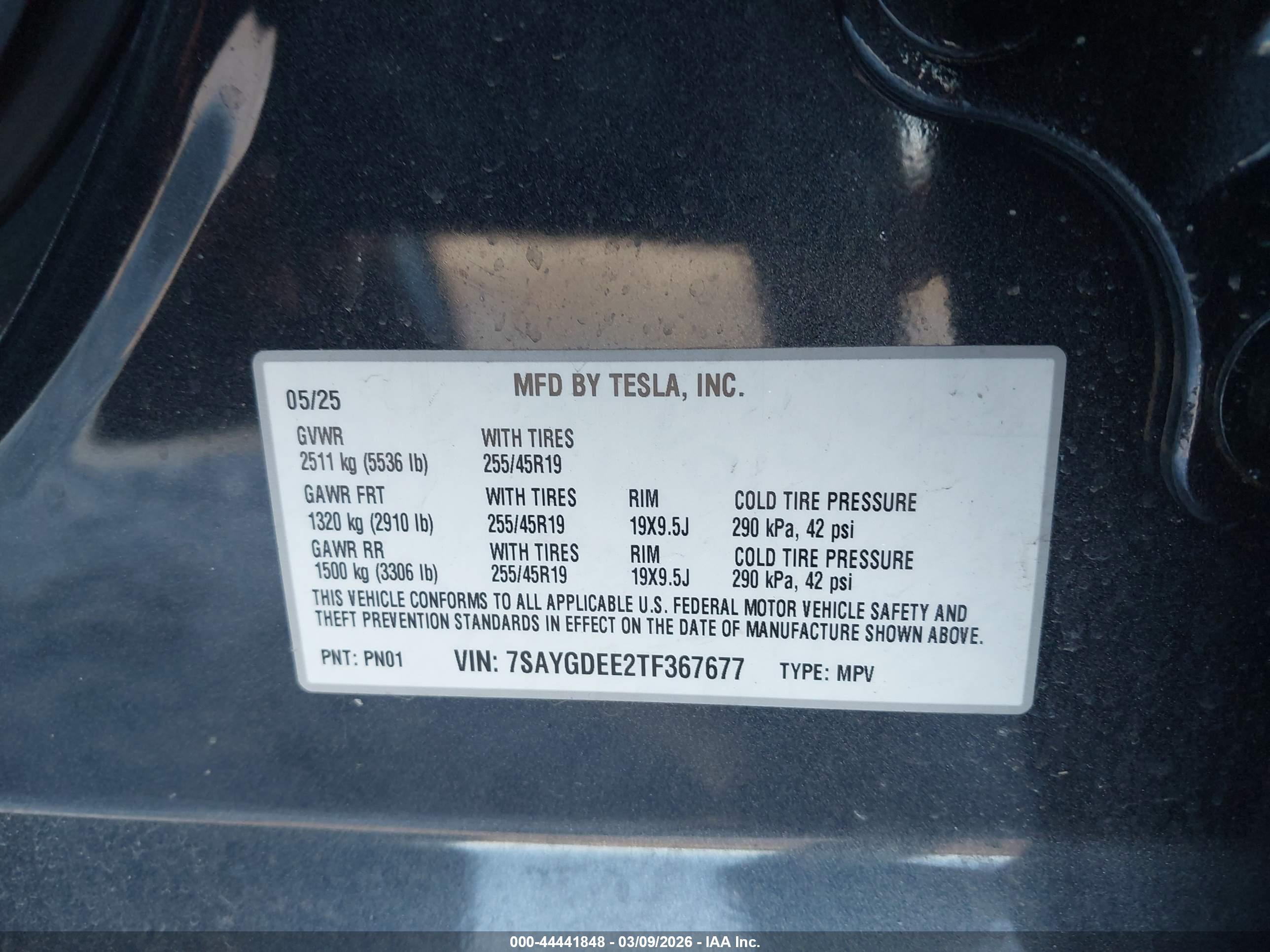 TESLA MODEL image 9