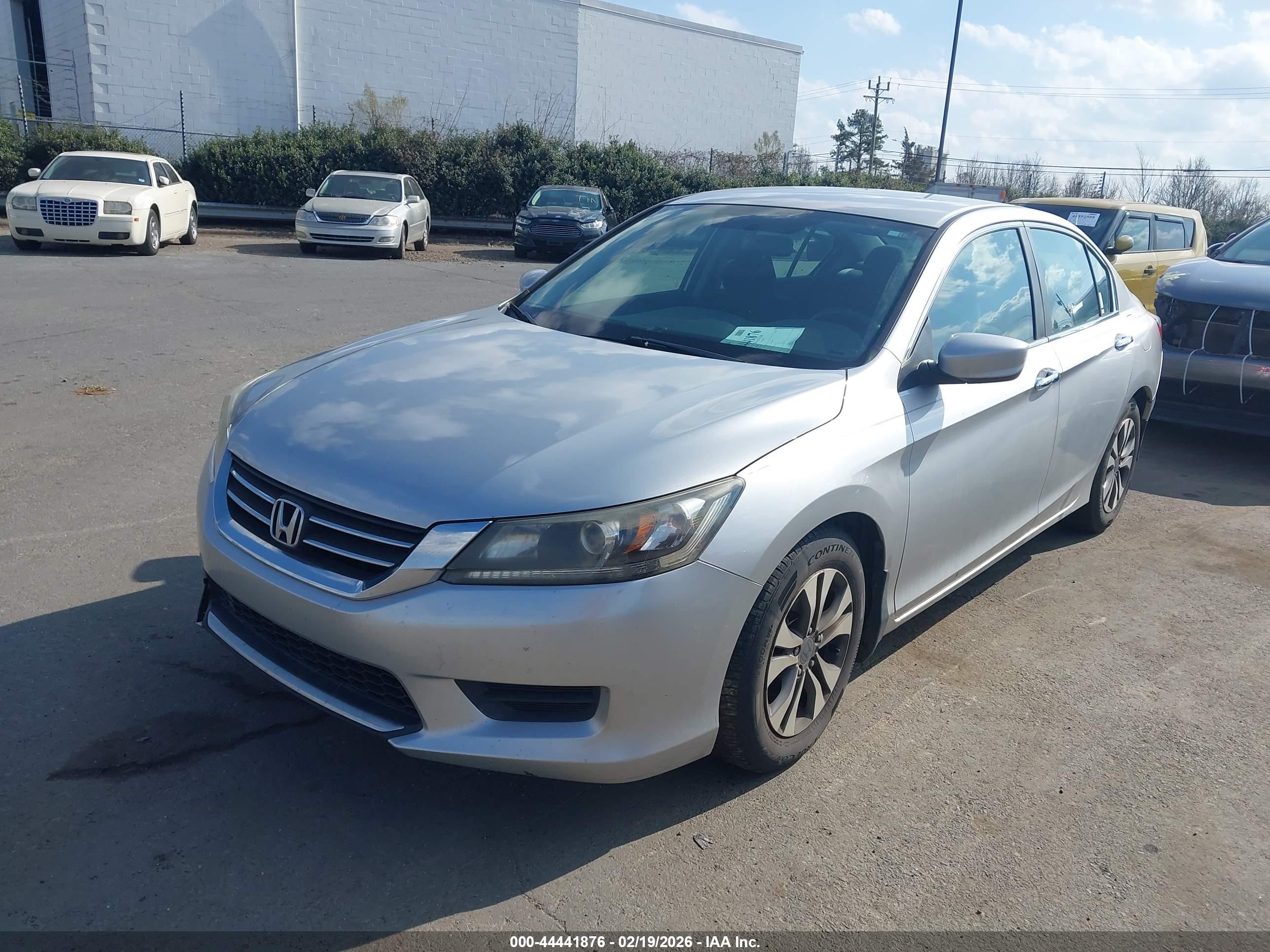 HONDA ACCORD image 2