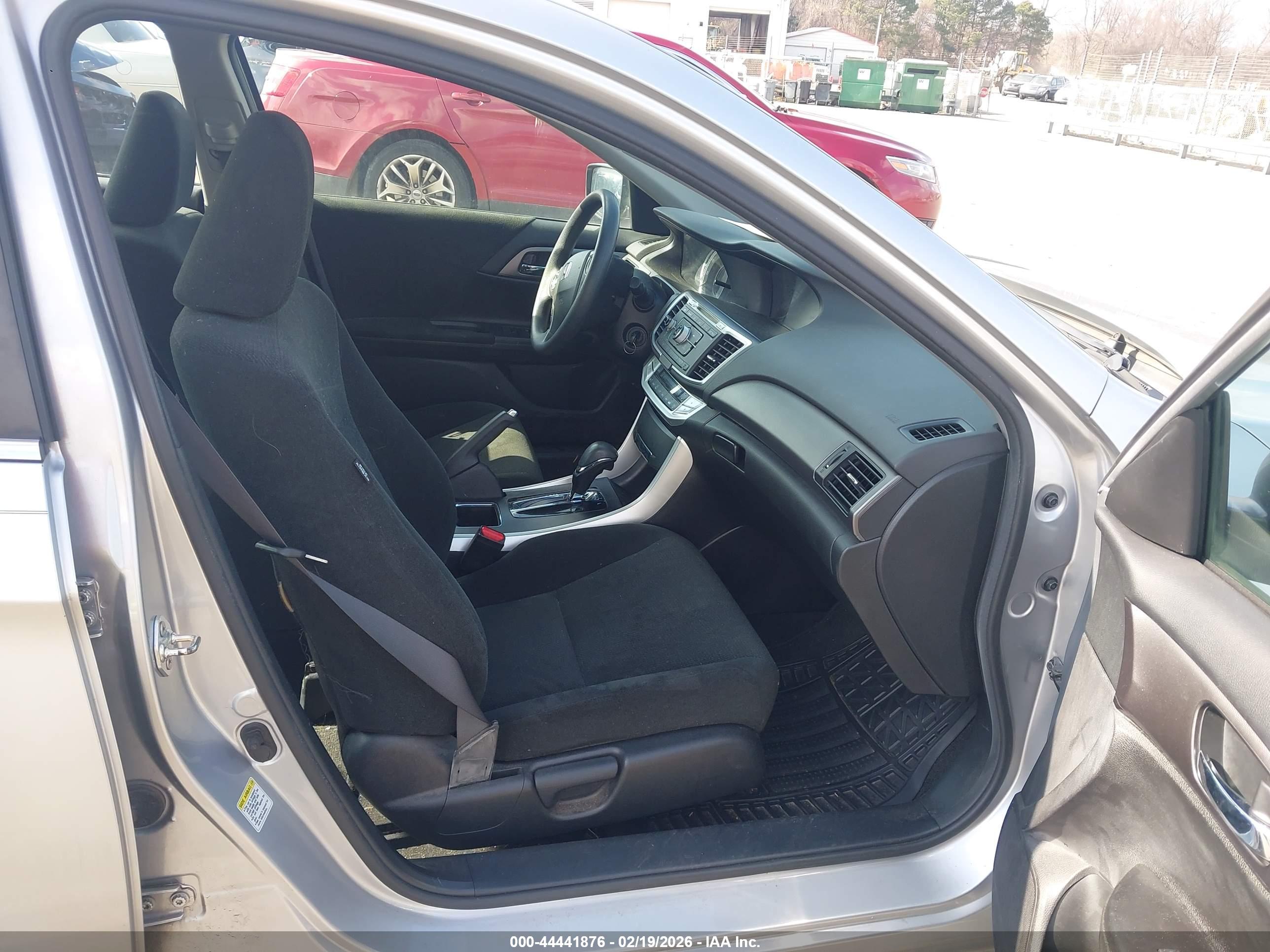 HONDA ACCORD image 5