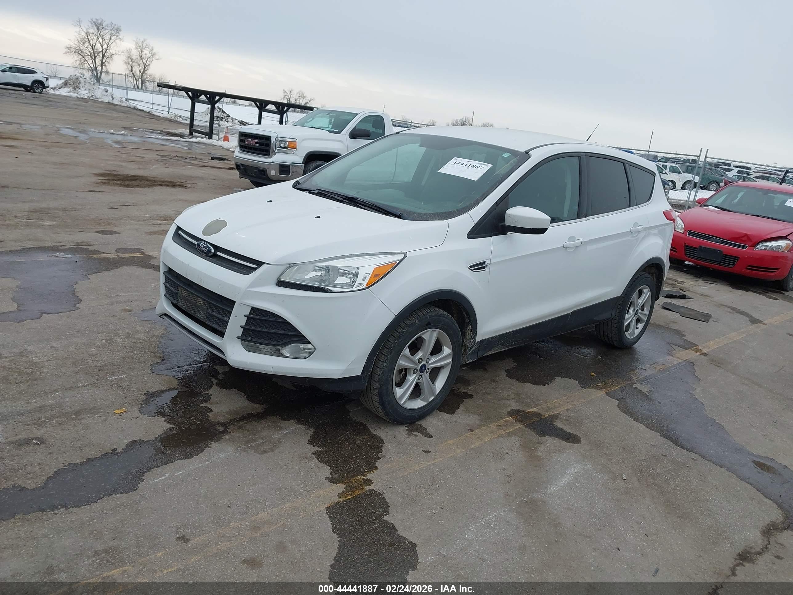 FORD ESCAPE image 2