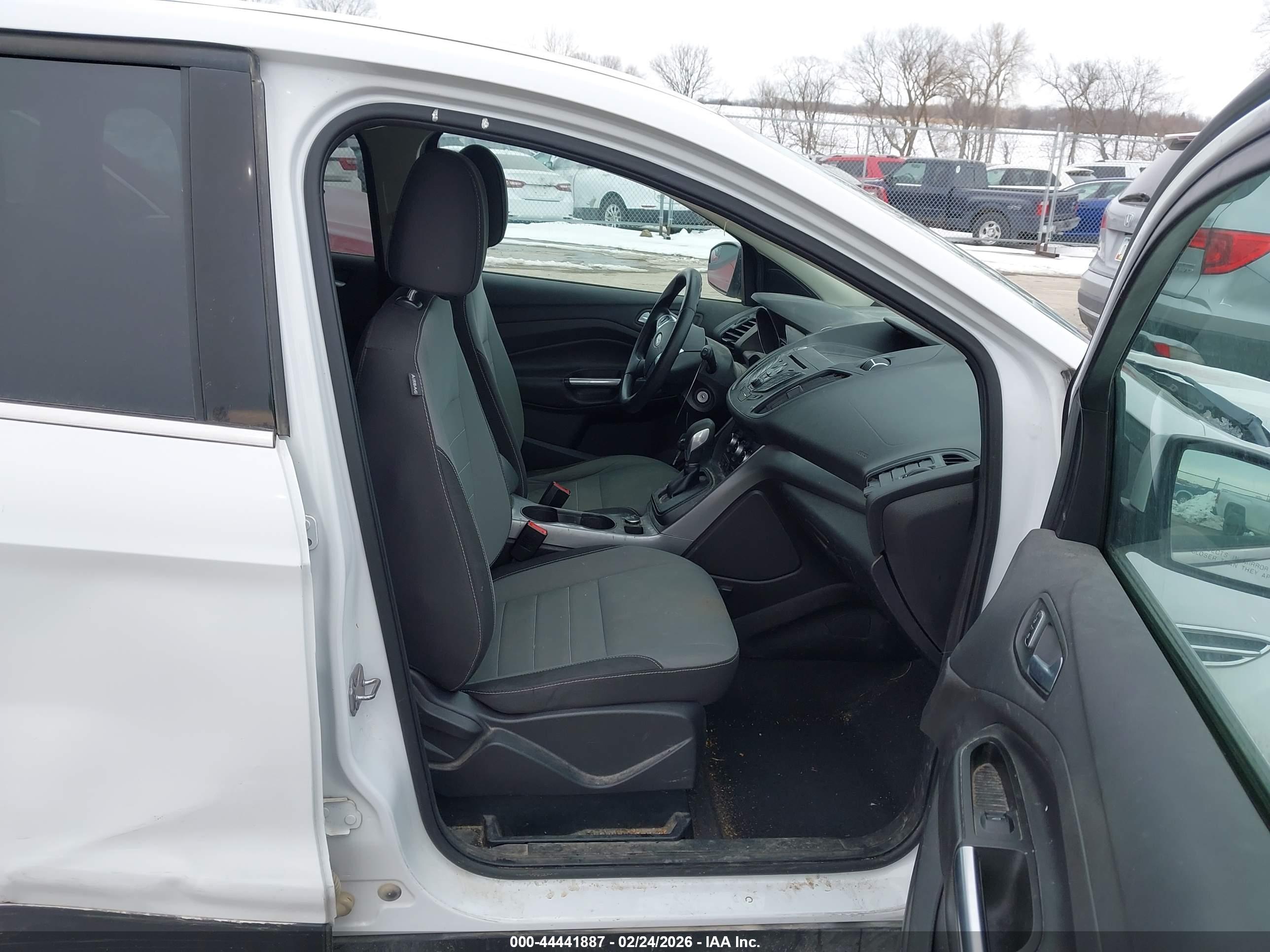 FORD ESCAPE image 5