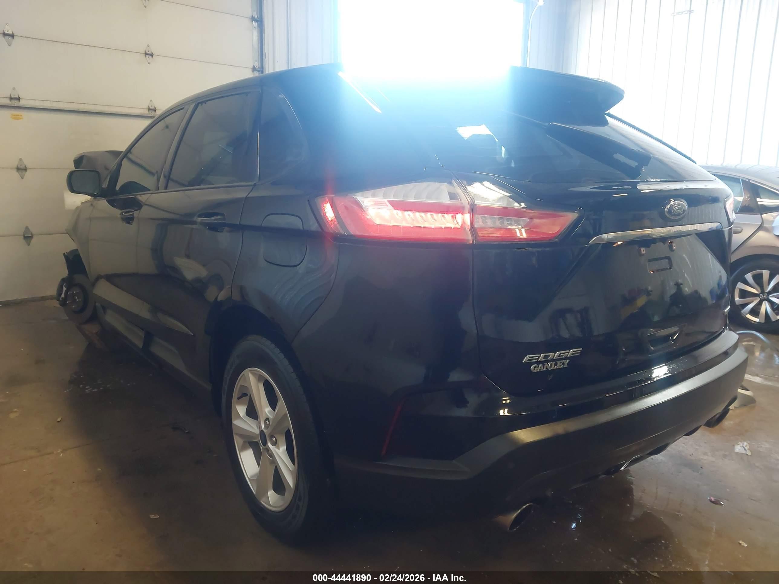 FORD EDGE image 3