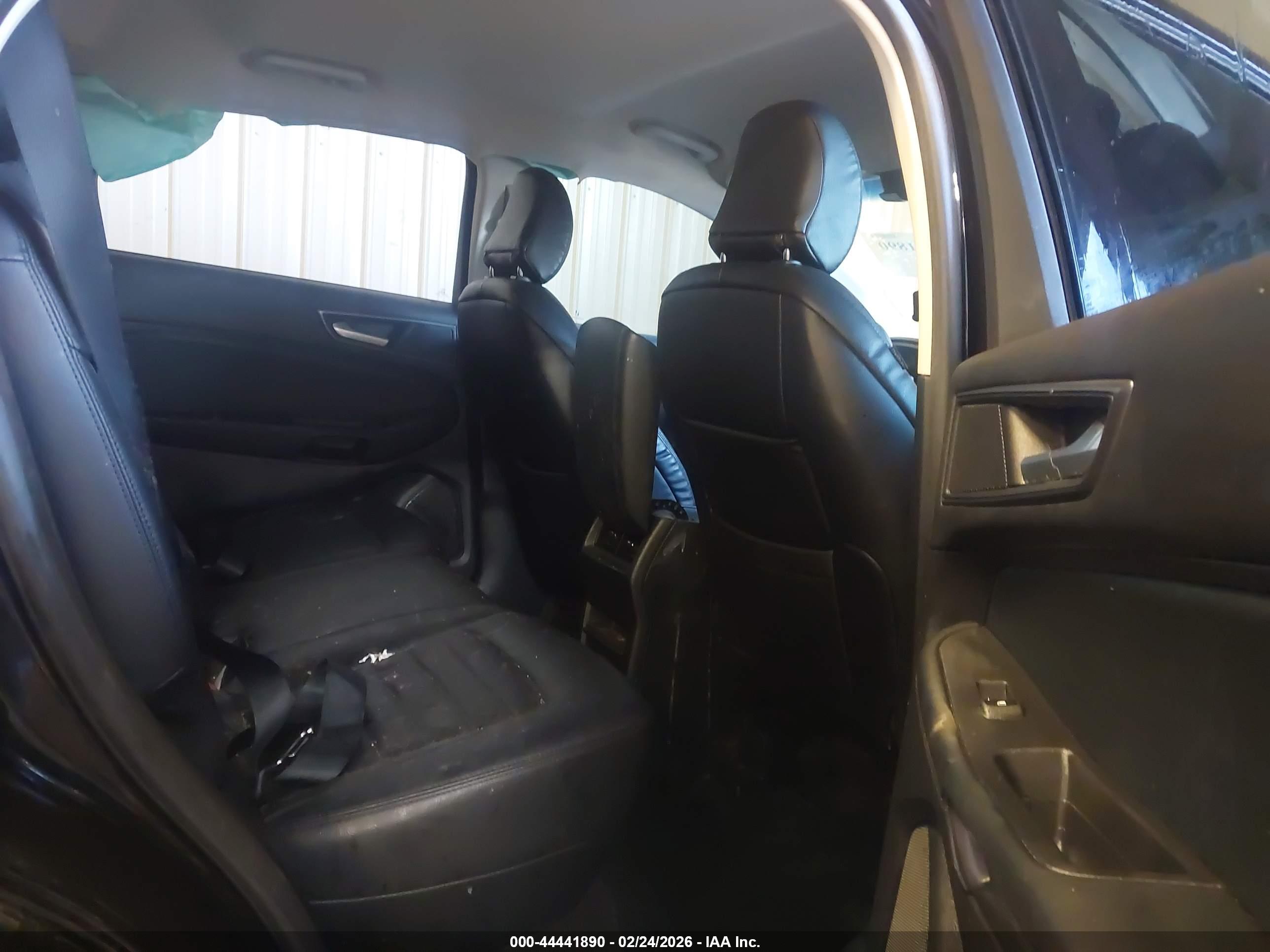 FORD EDGE image 8