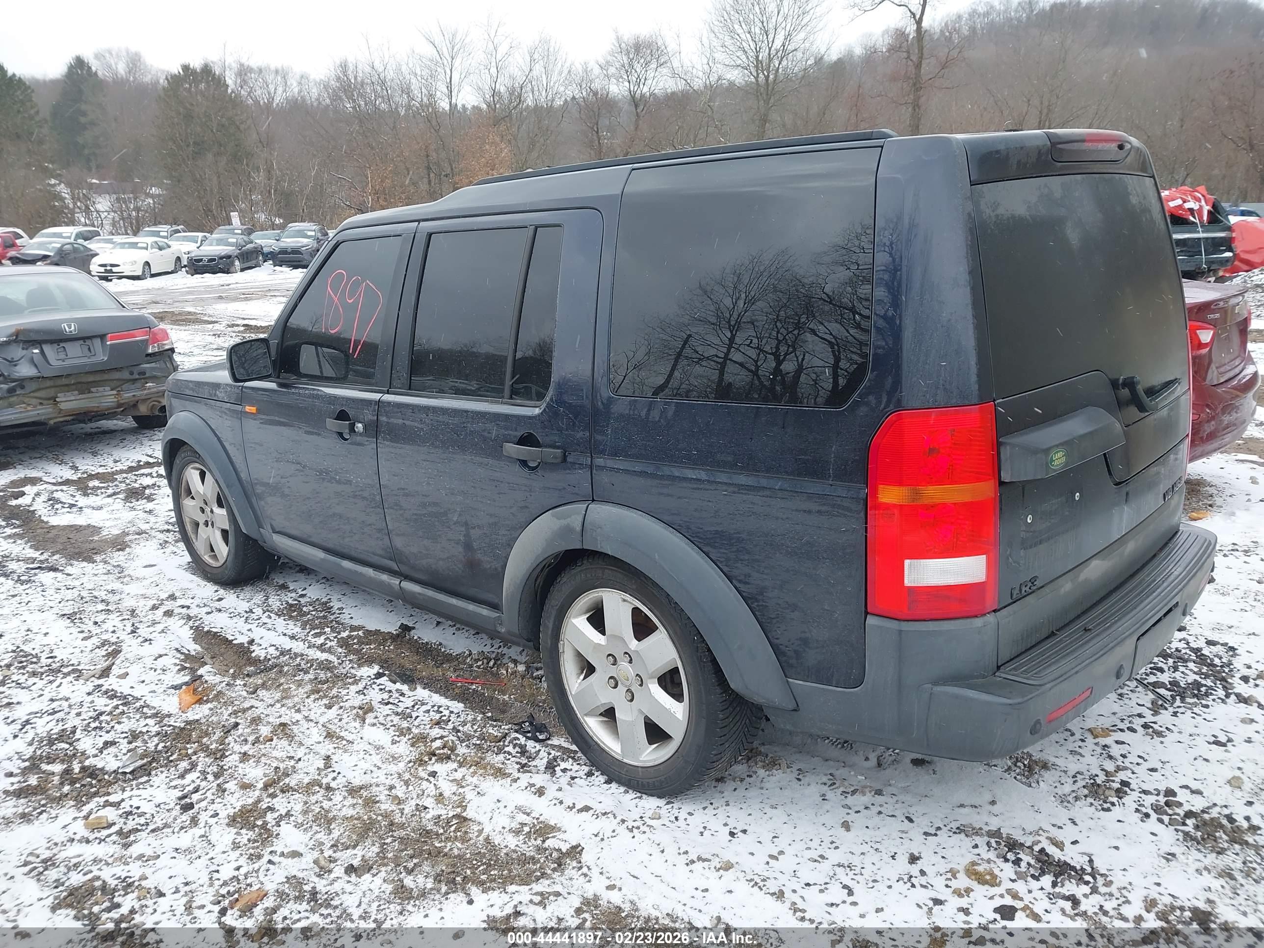 LAND ROVER image 3