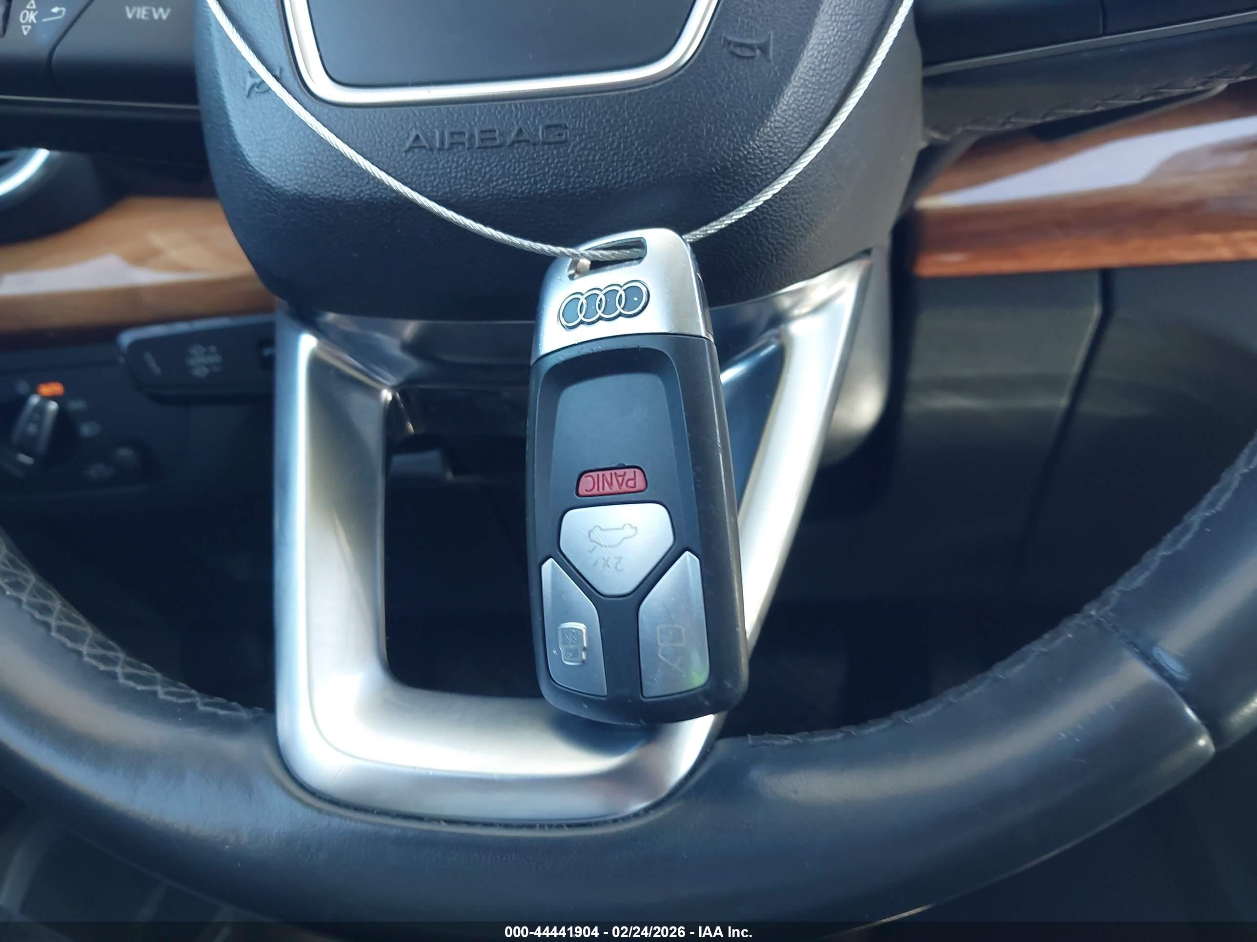 AUDI Q5 image 11