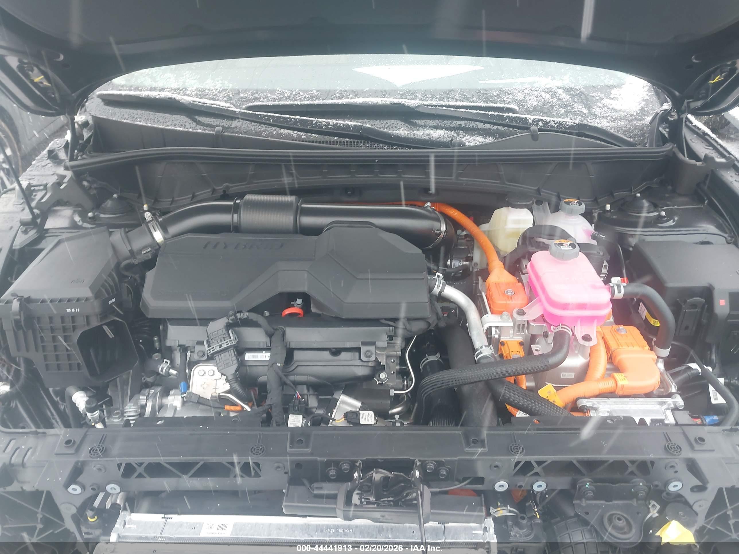 HYUNDAI TUCSON image 10