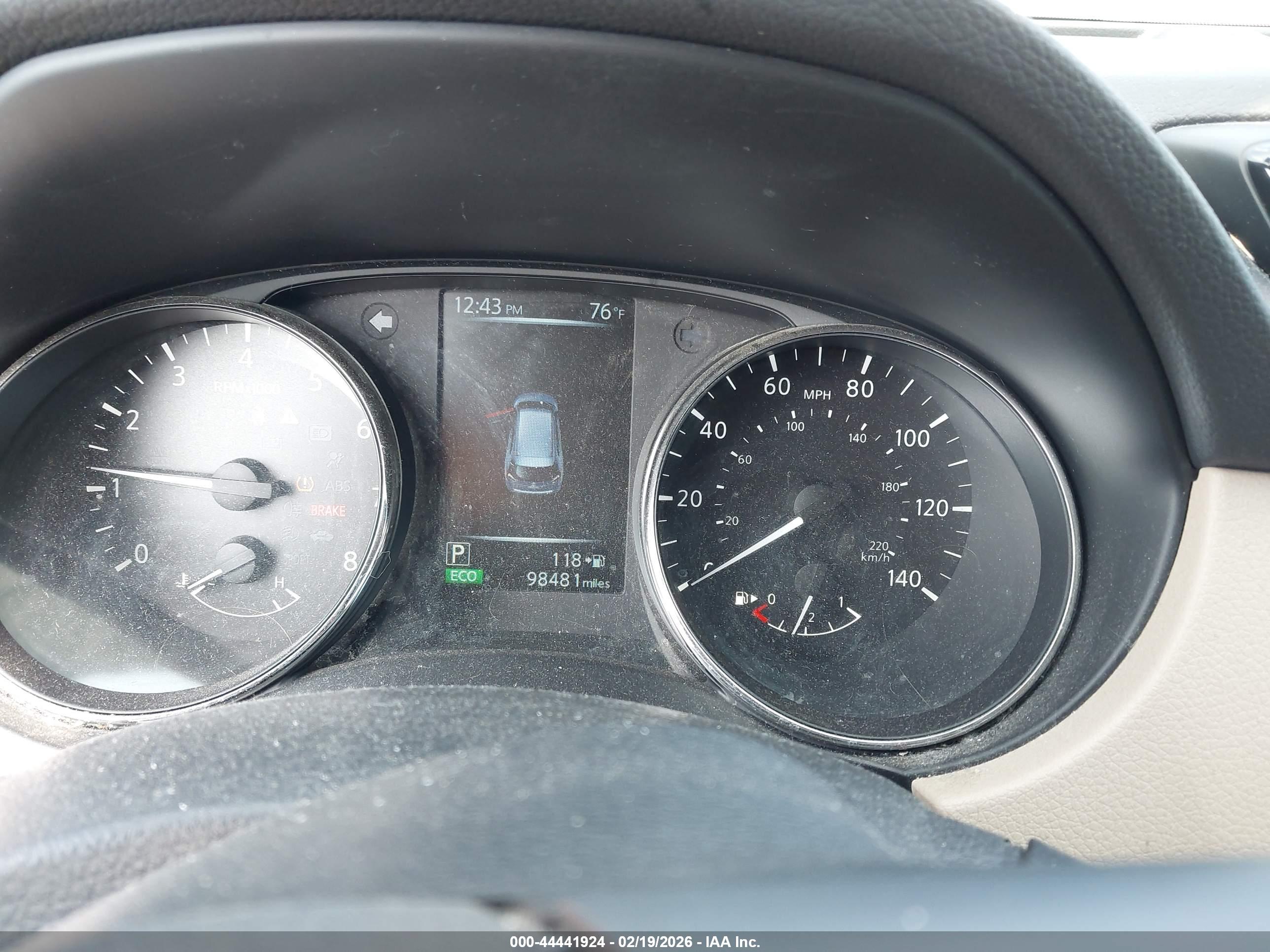 NISSAN ROGUE image 7
