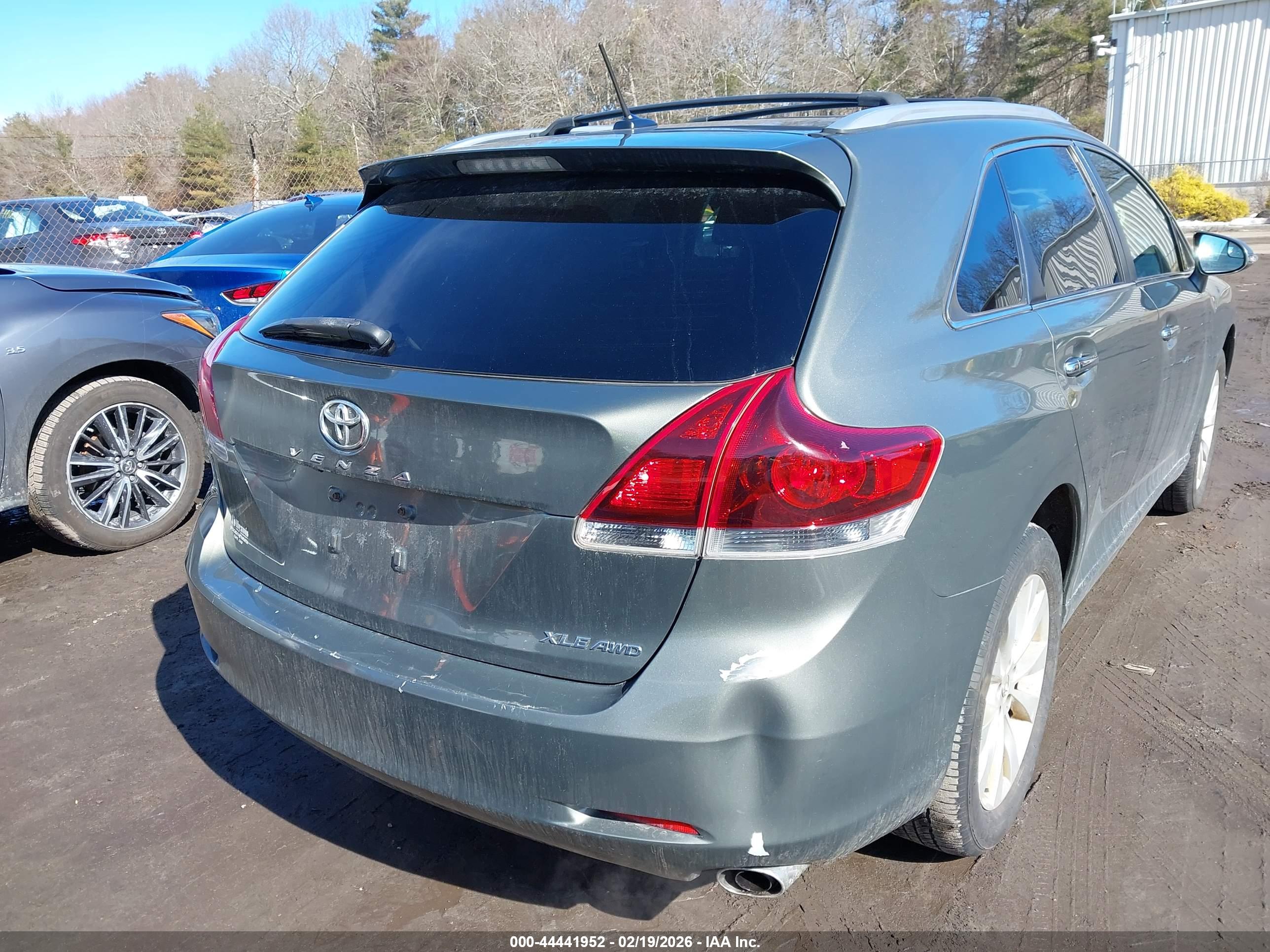 TOYOTA VENZA image 4
