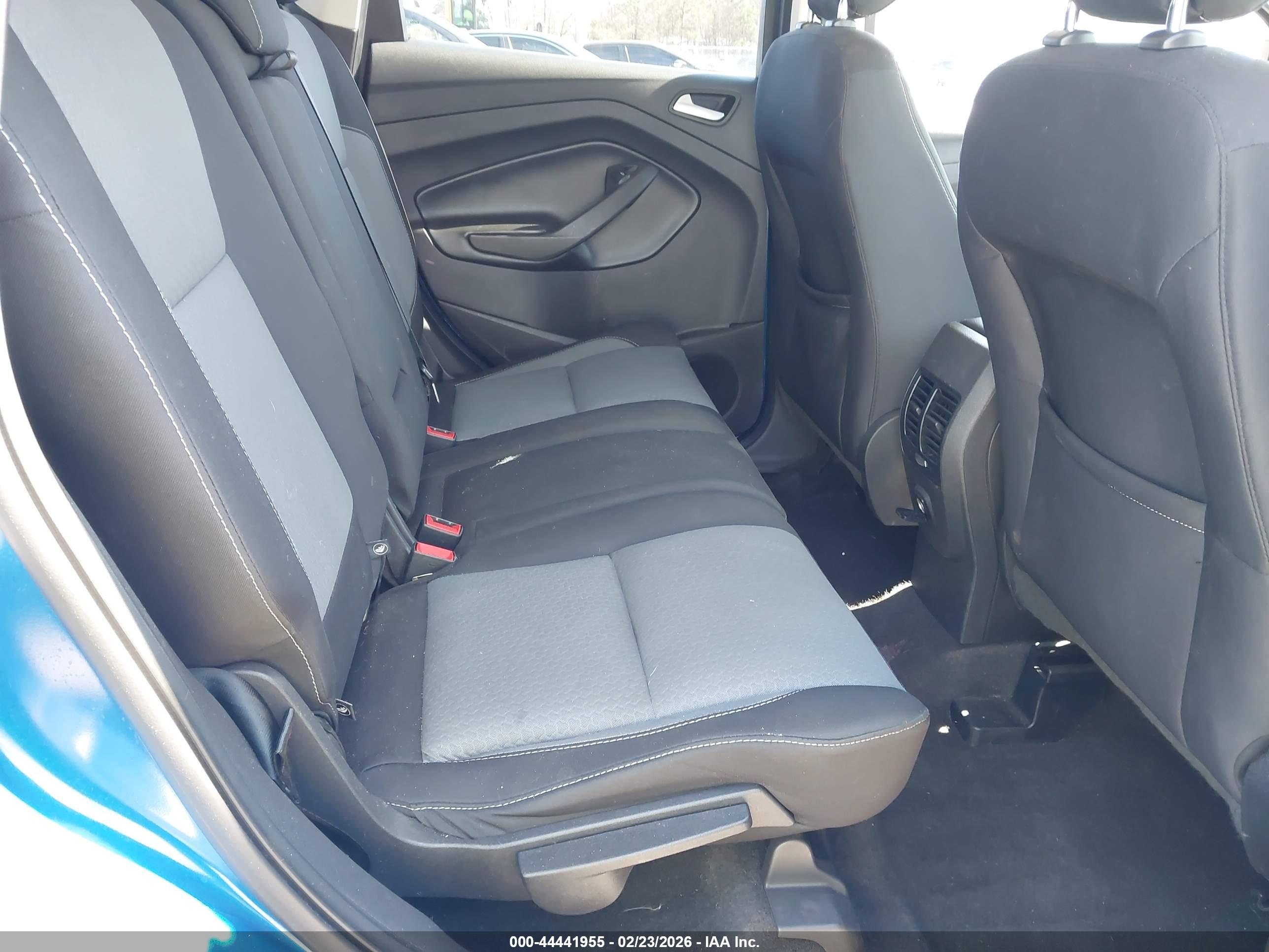 FORD ESCAPE image 8