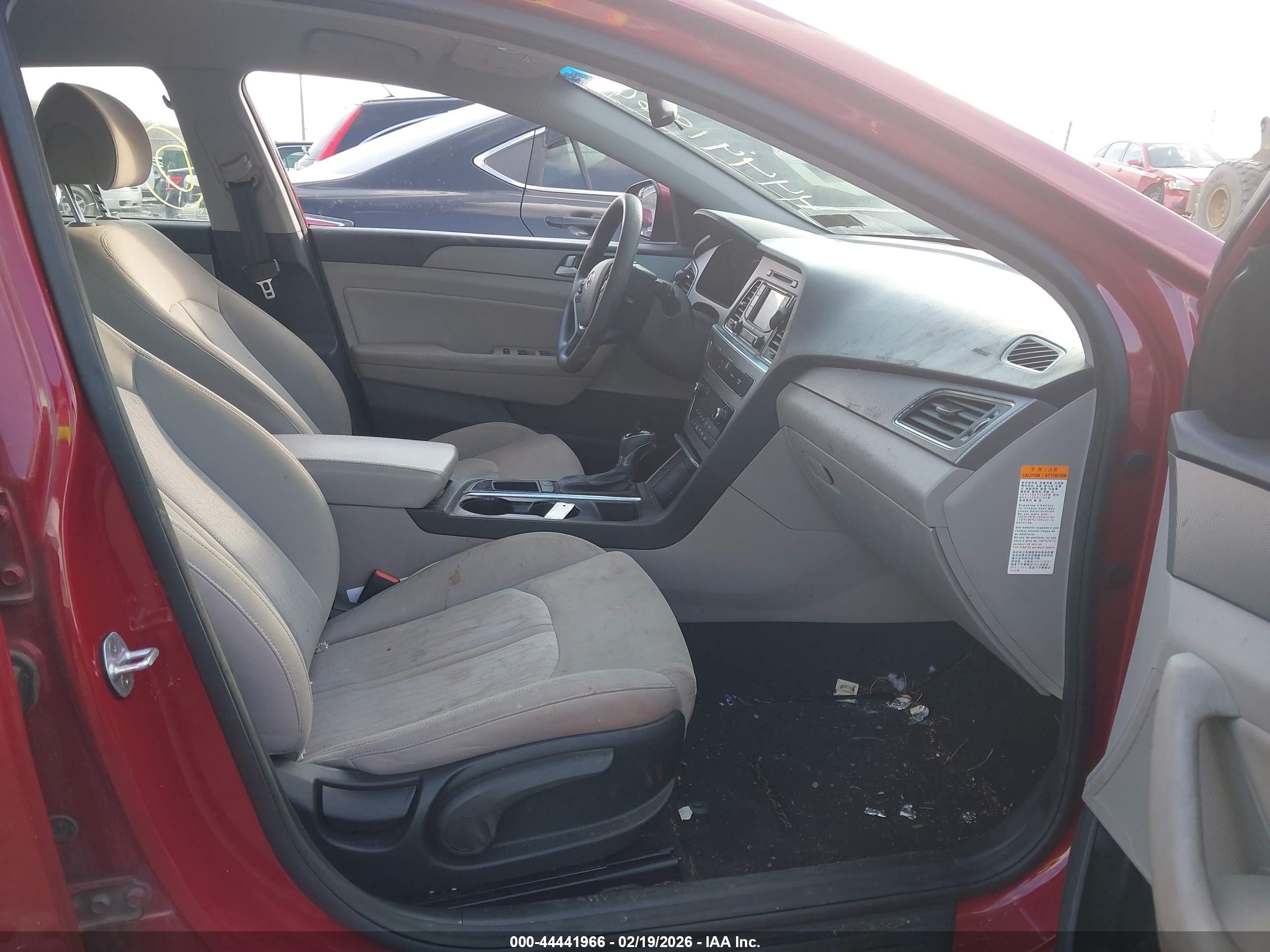 HYUNDAI SONATA image 5