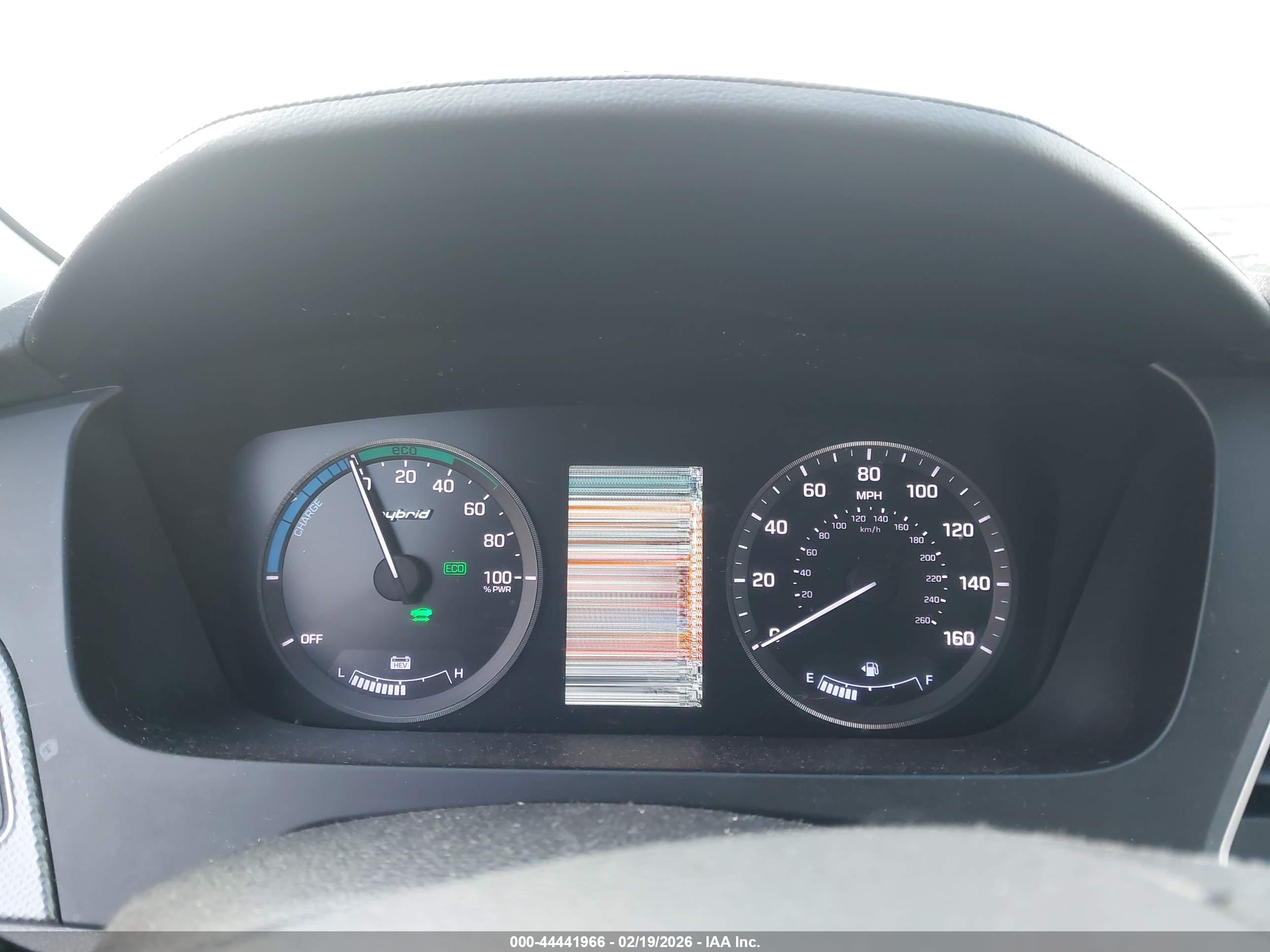 HYUNDAI SONATA image 7