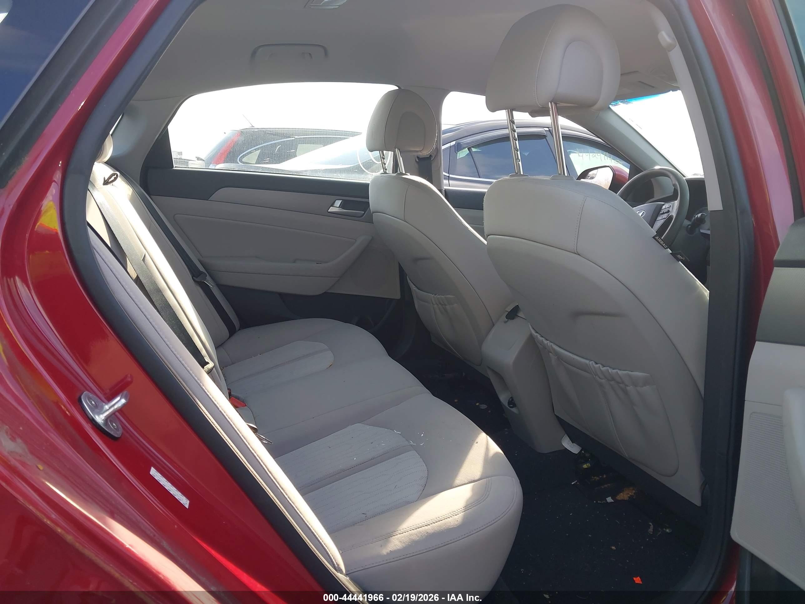 HYUNDAI SONATA image 8