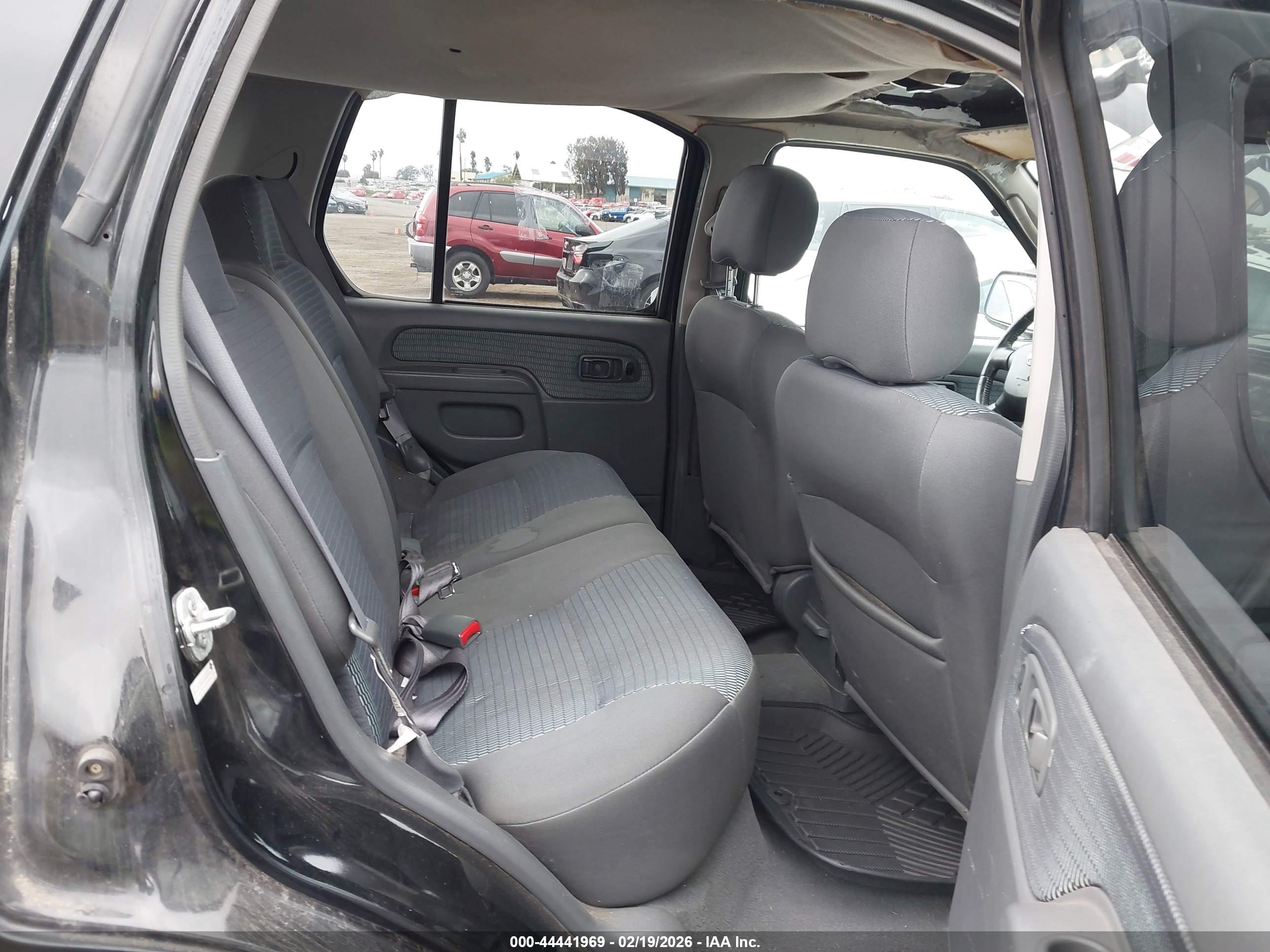 NISSAN XTERRA image 8