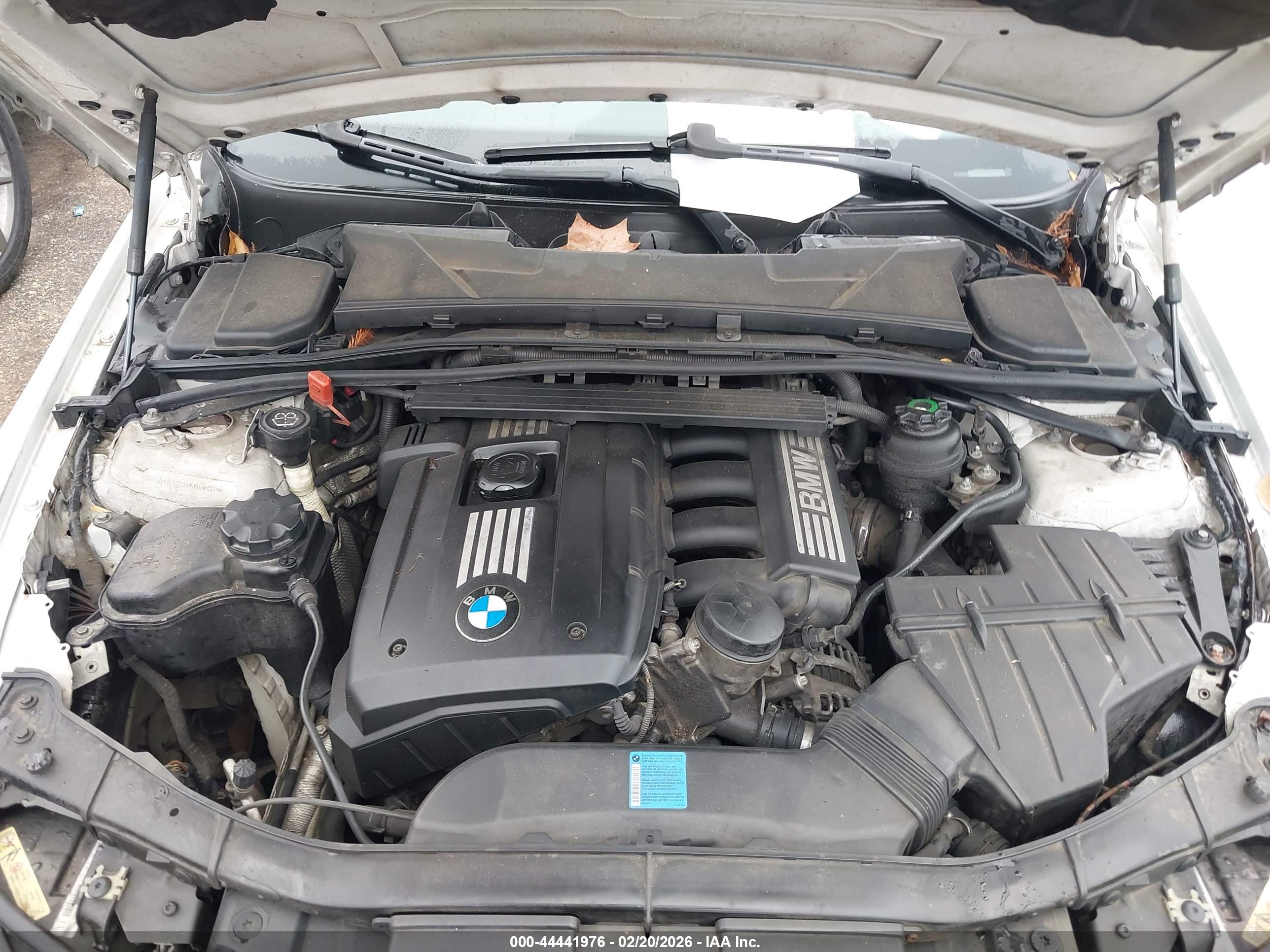 BMW 328I image 10