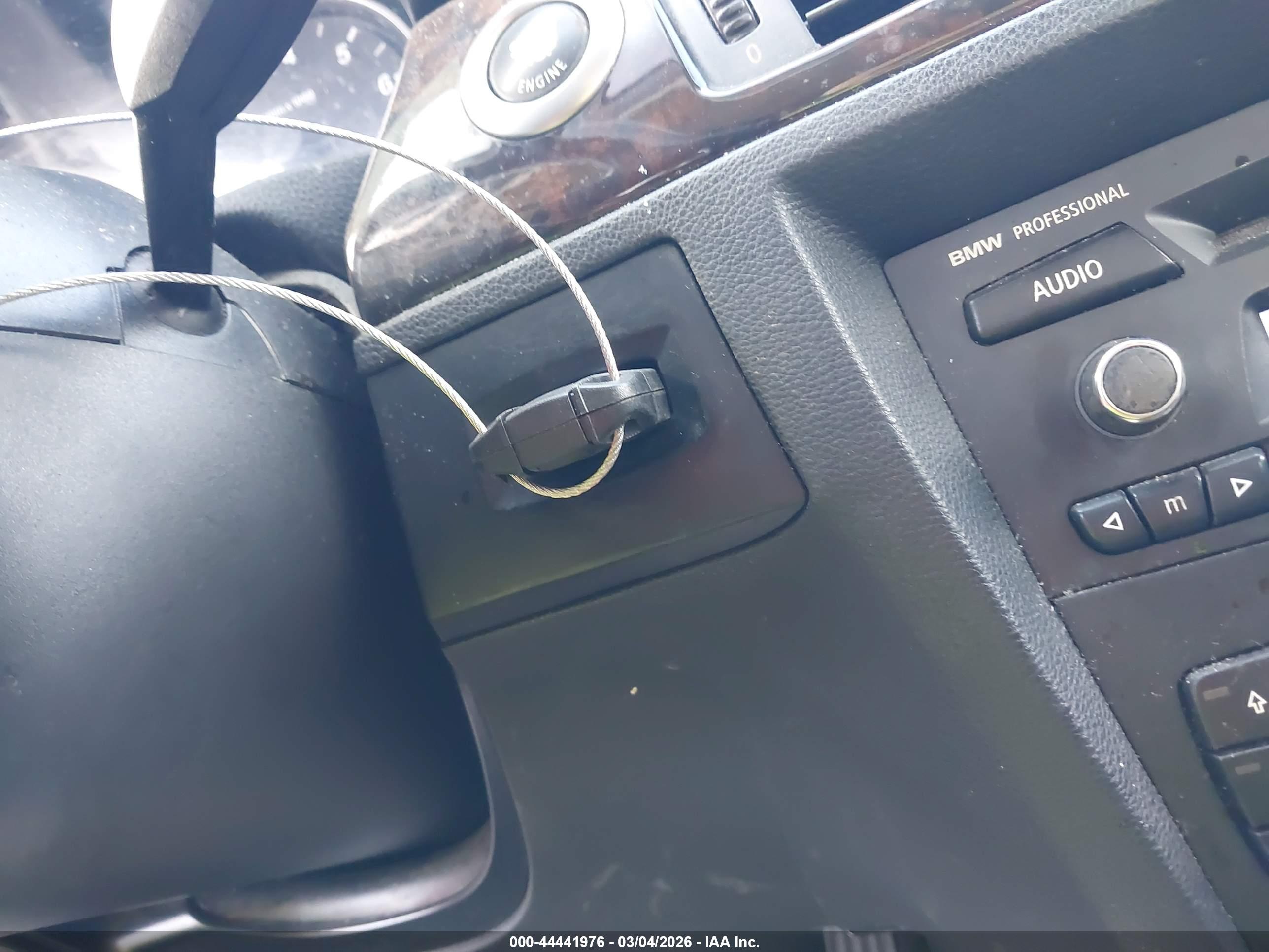 BMW 328I image 11