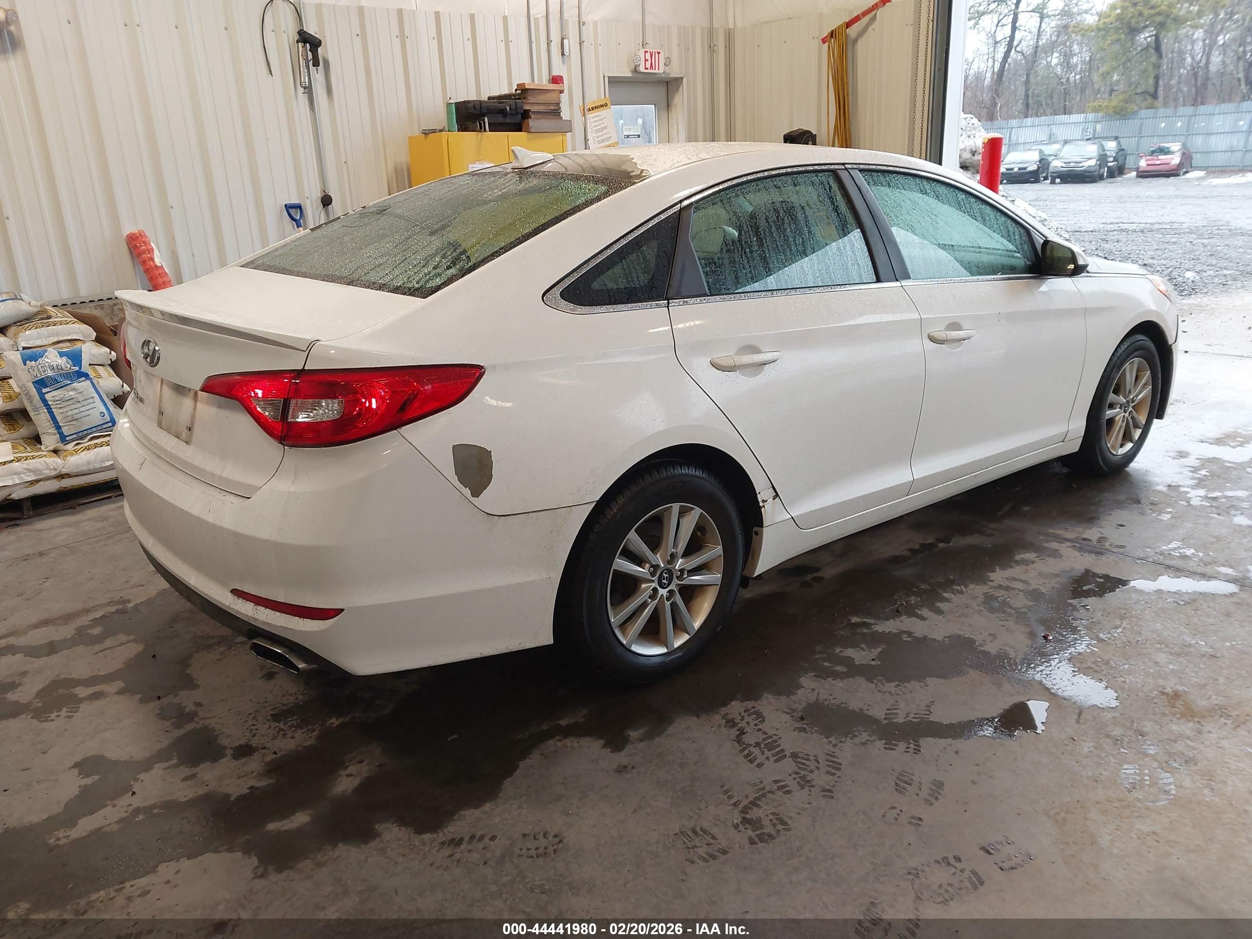 HYUNDAI SONATA image 4