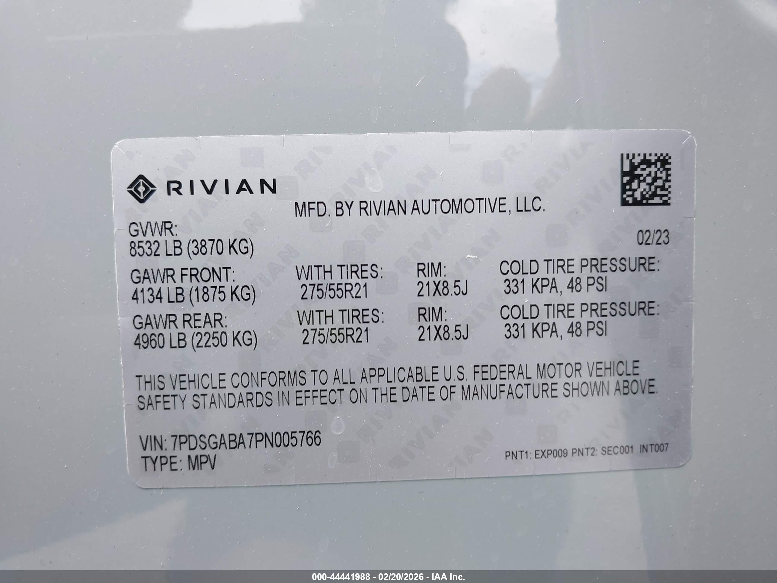 RIVIAN R1S image 9