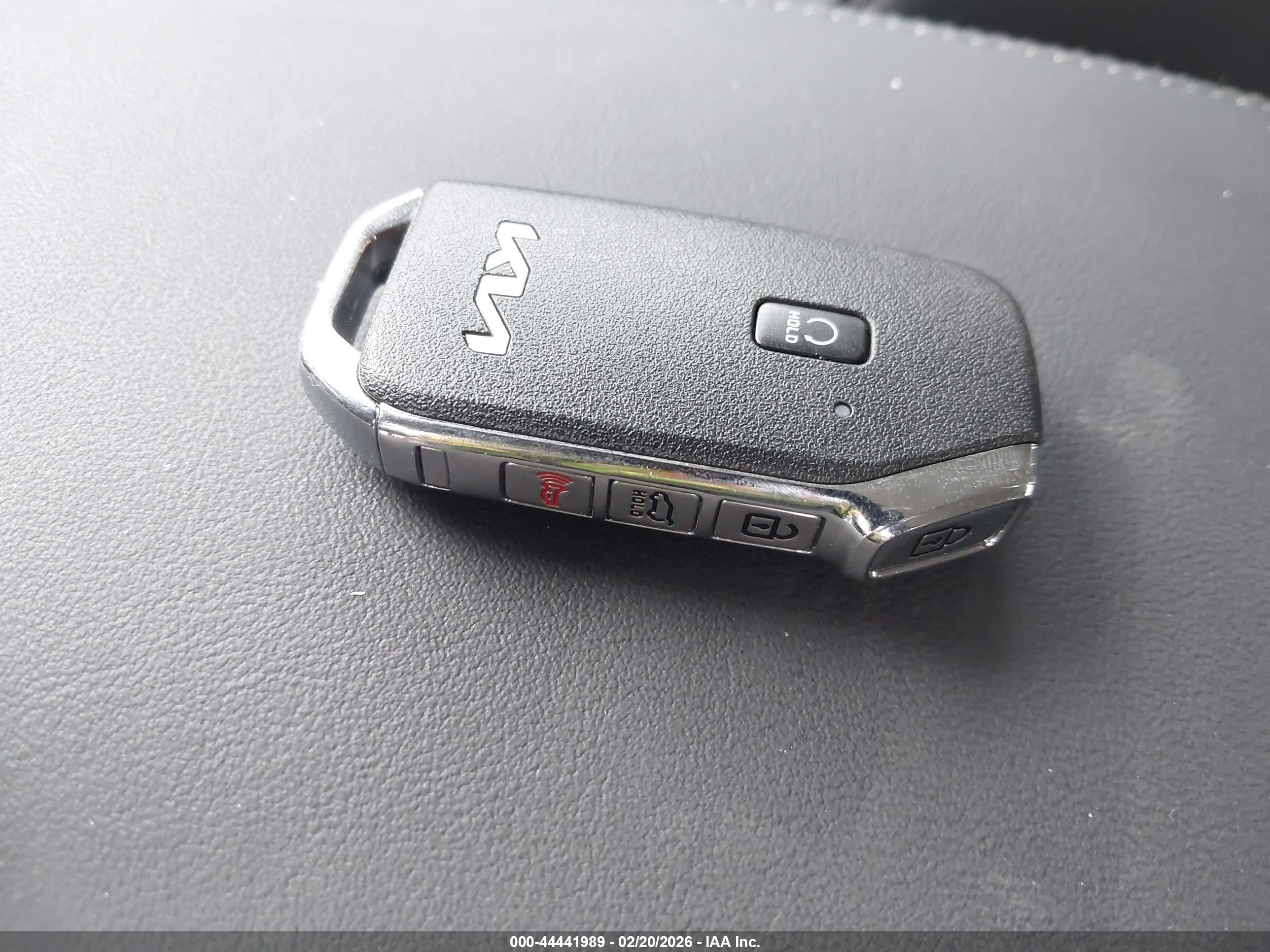 KIA SORENTO image 11