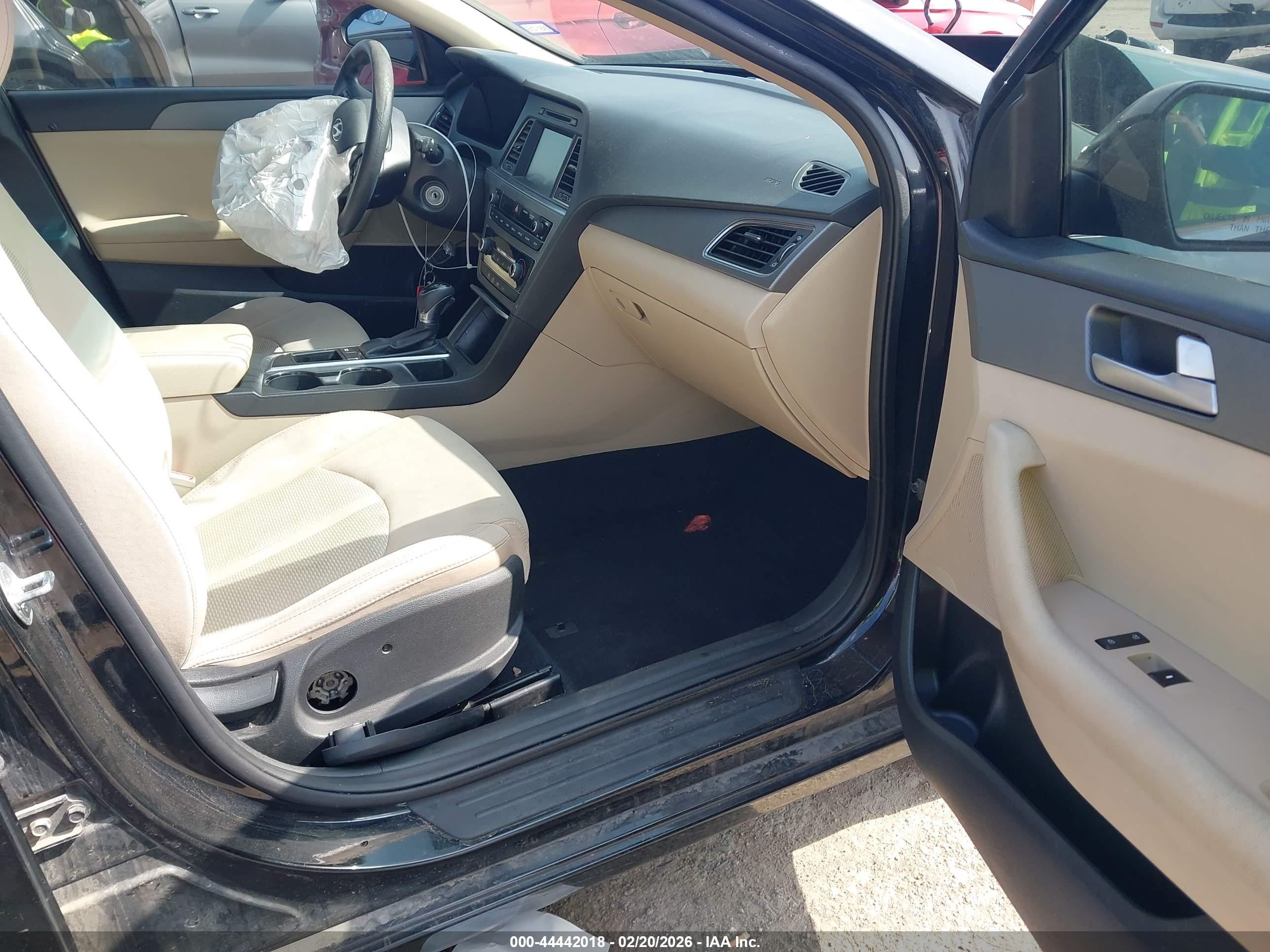 HYUNDAI SONATA image 5