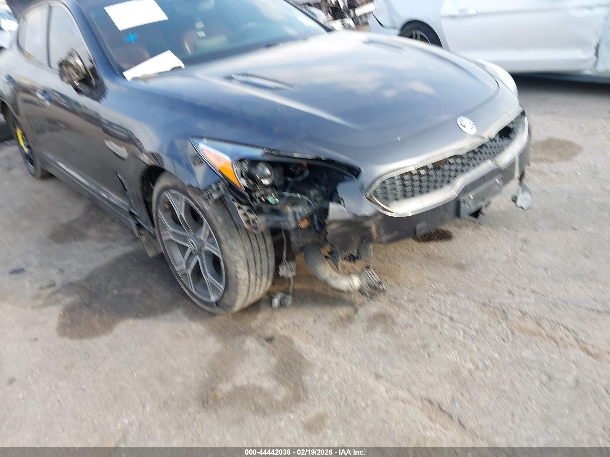 KIA STINGER image 6