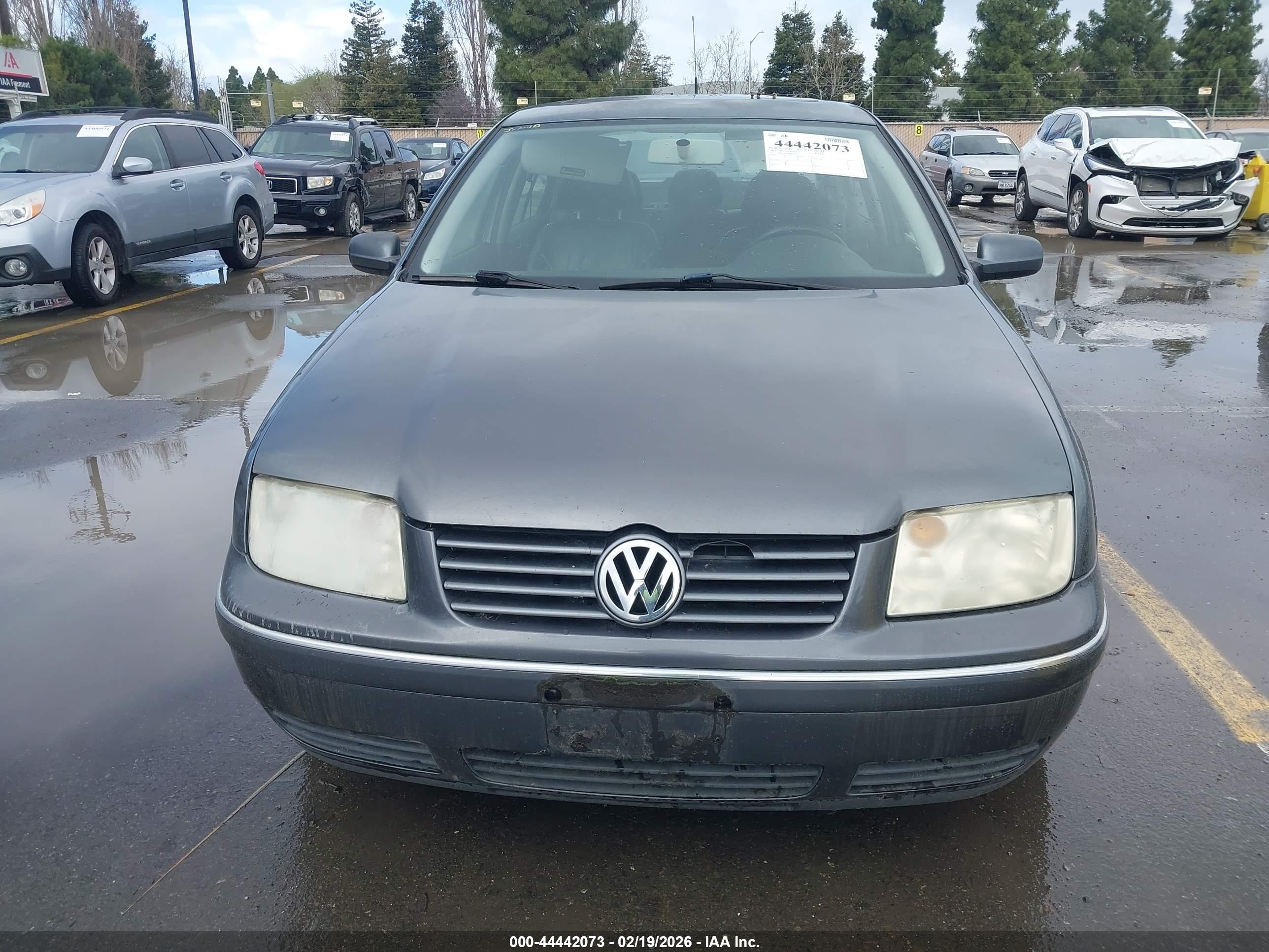 VOLKSWAGEN JETTA image 6