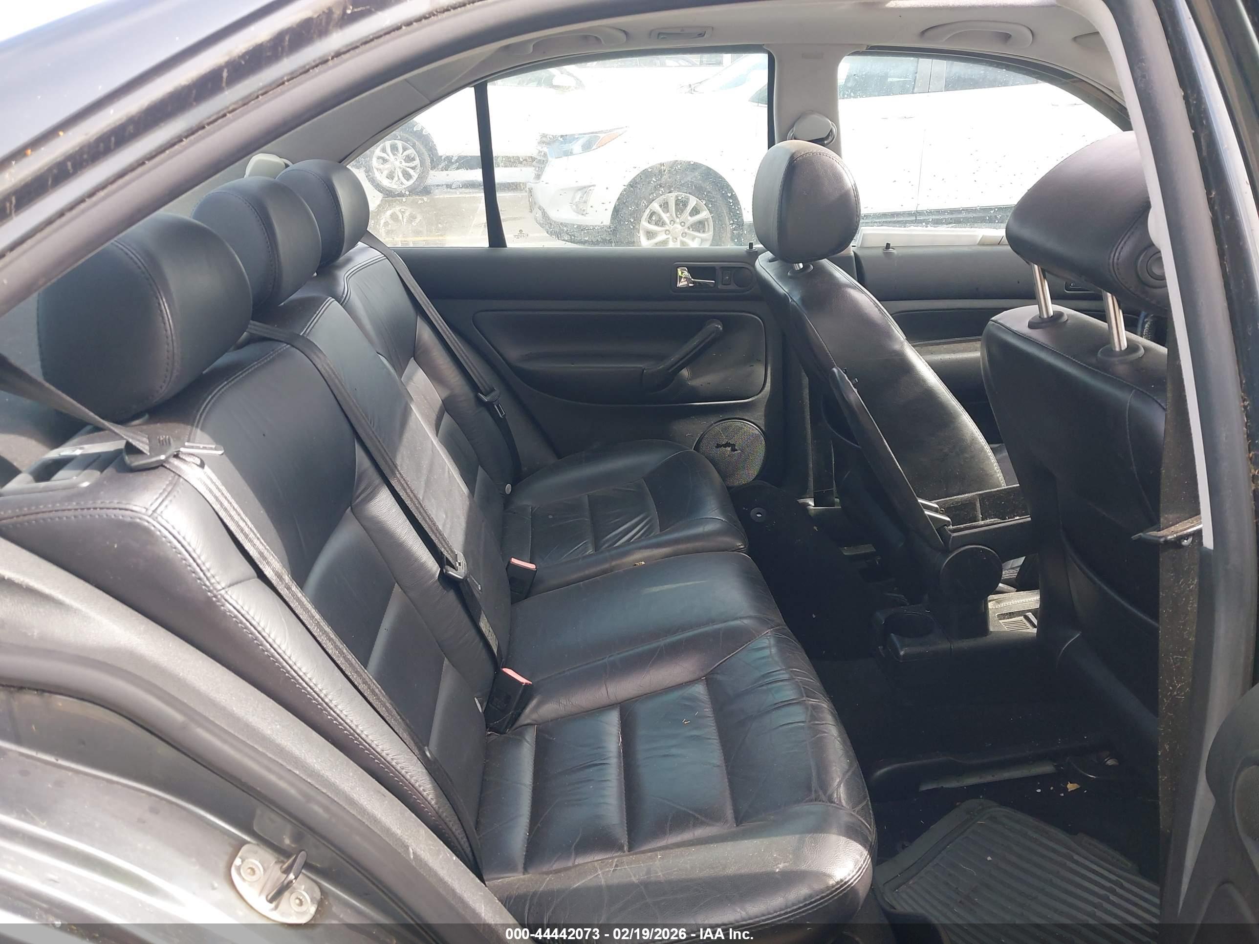 VOLKSWAGEN JETTA image 8