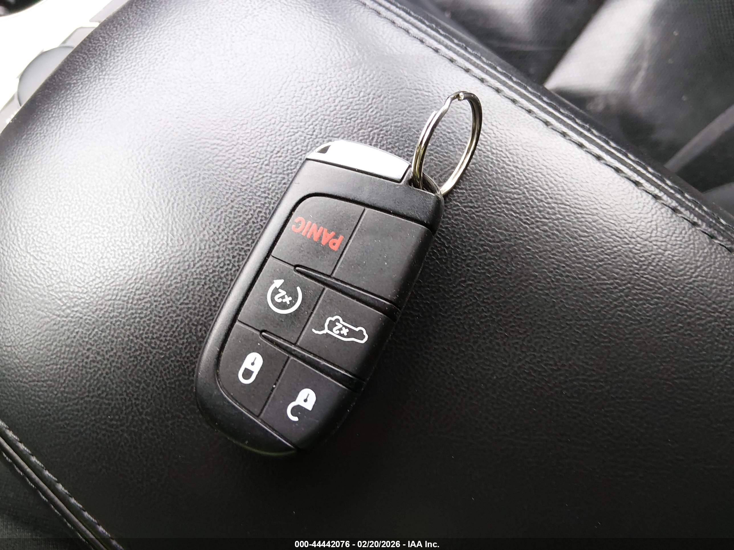 JEEP GRAND image 11