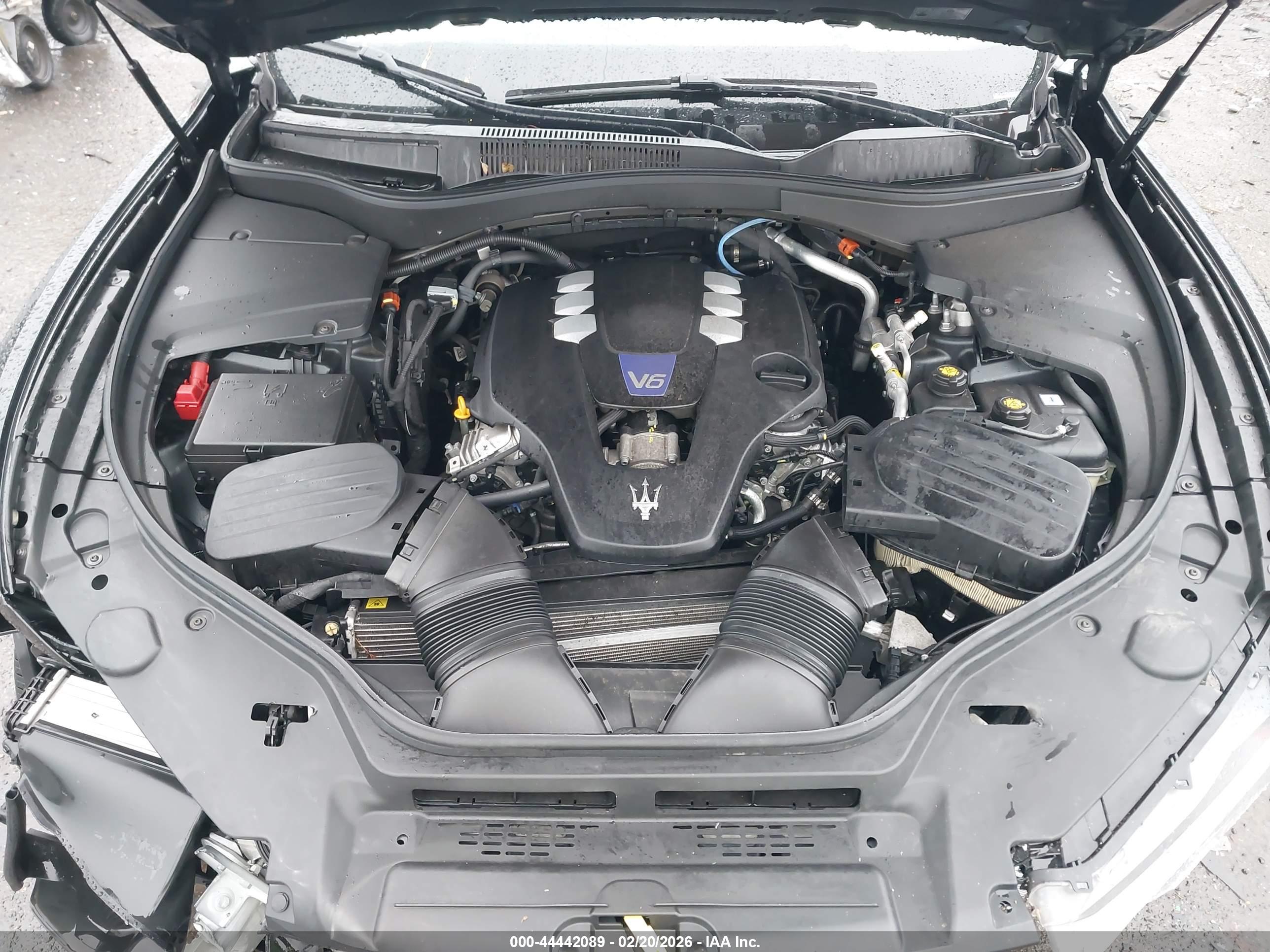 MASERATI LEVANTE image 10