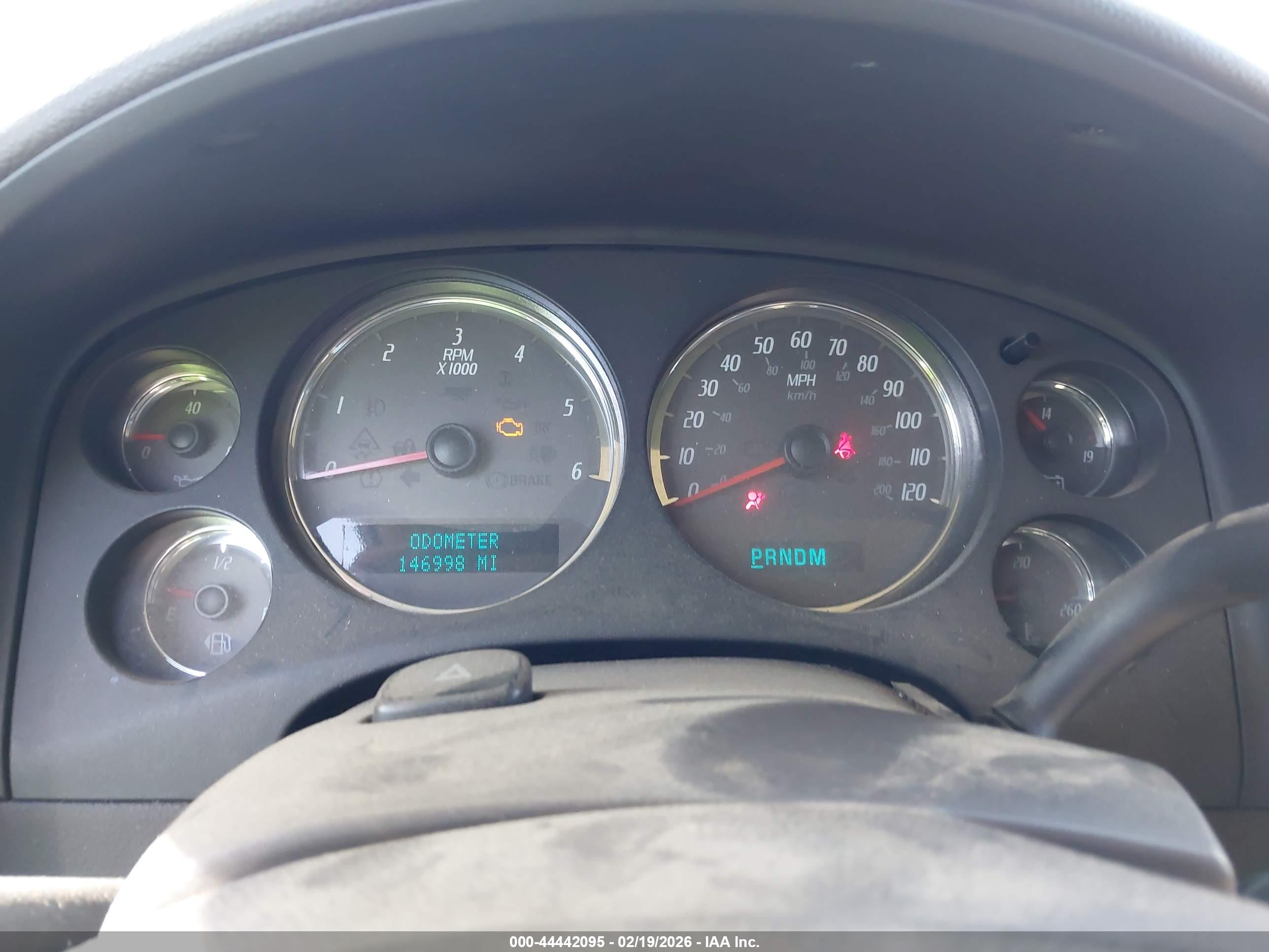 GMC YUKON image 7