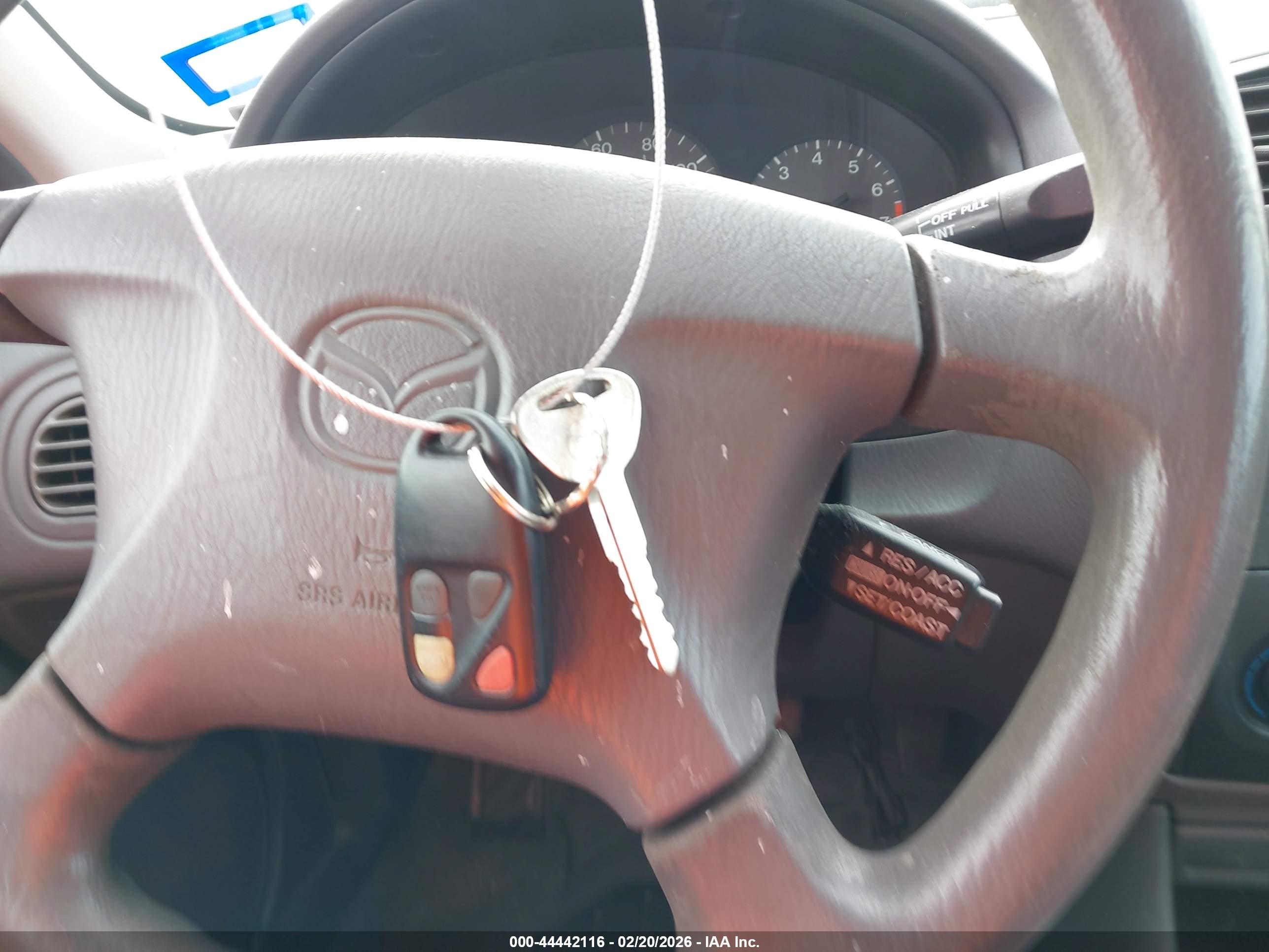 MAZDA PROTEGE image 11