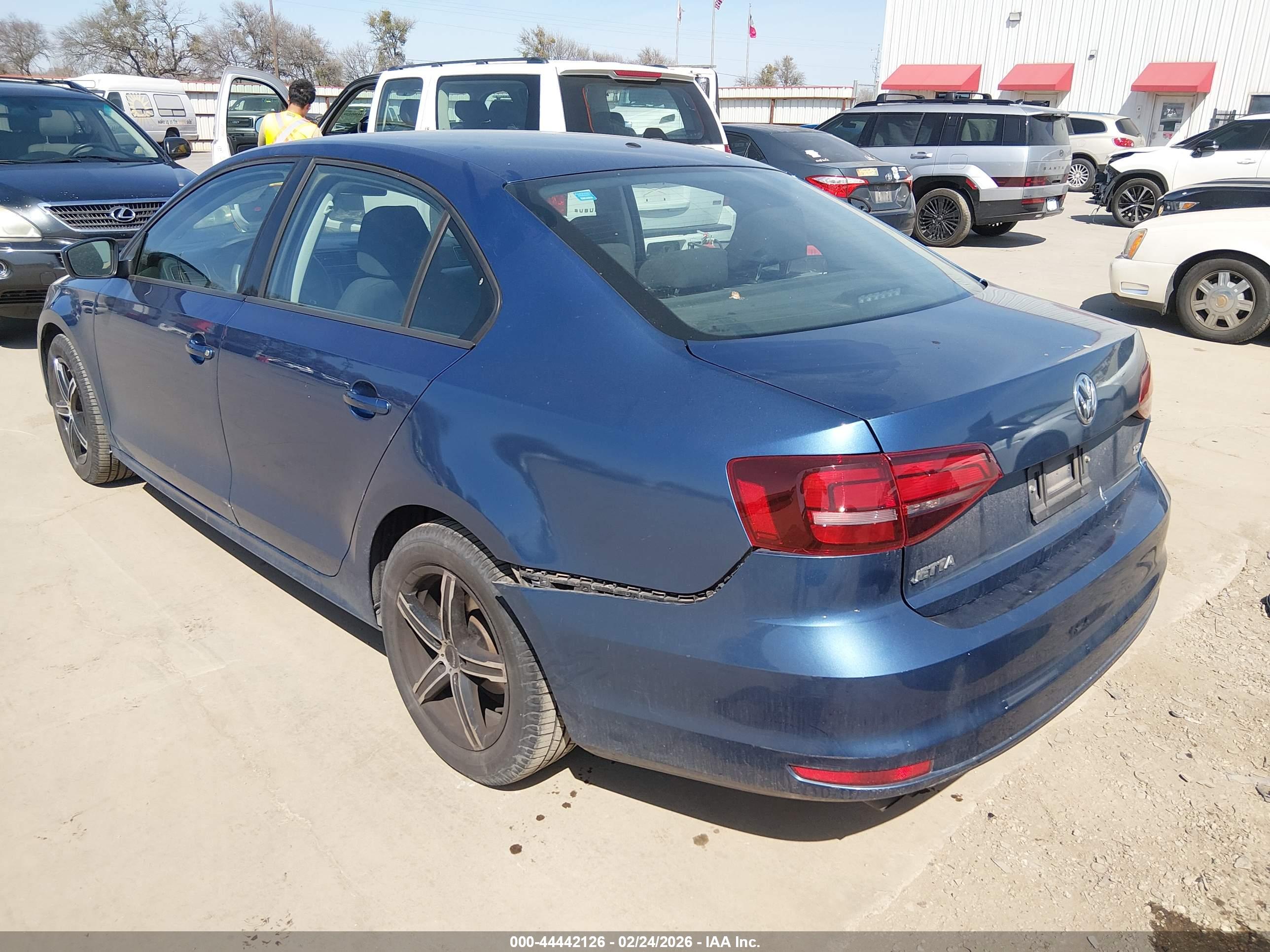 VOLKSWAGEN JETTA image 3