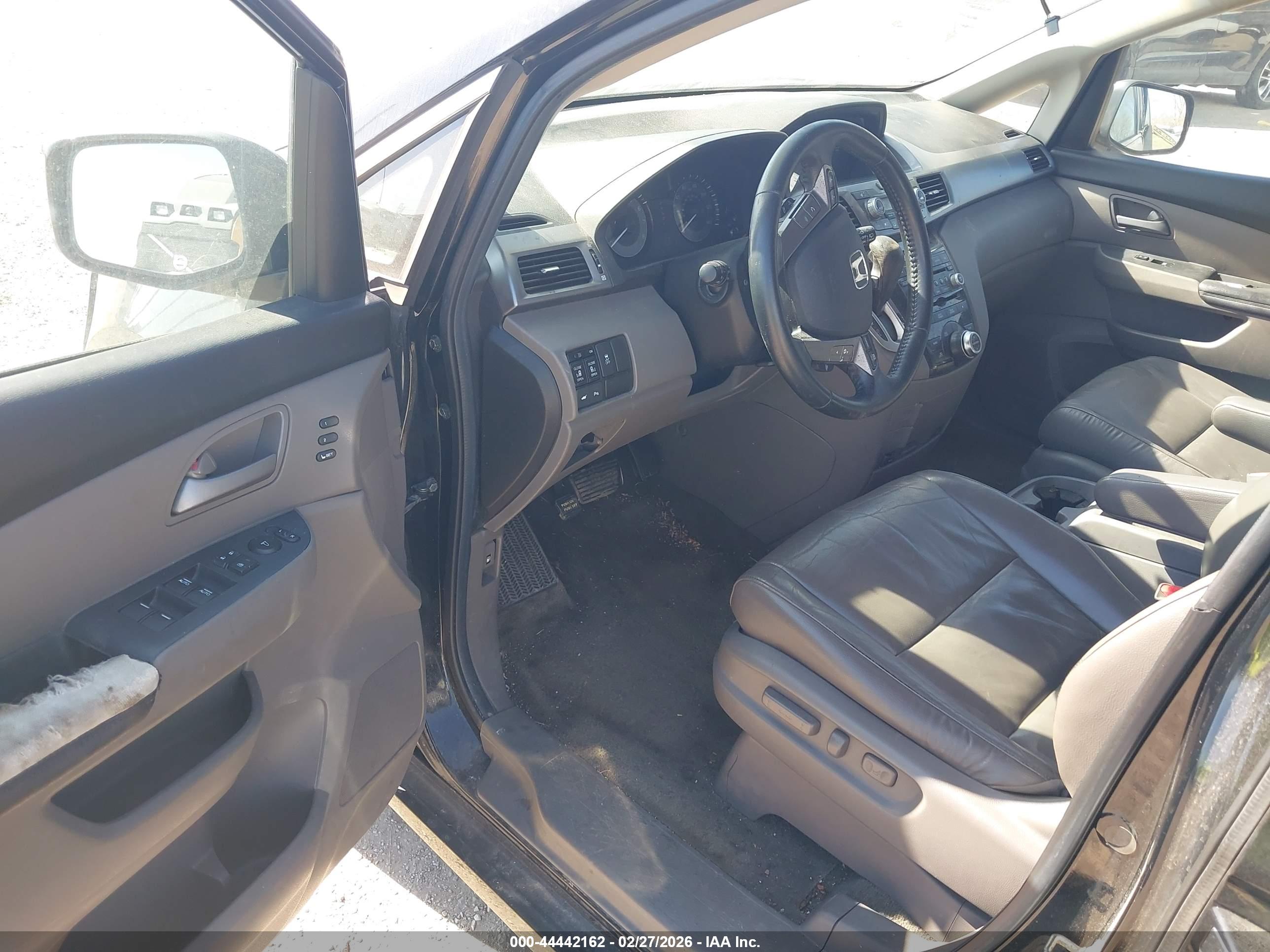 HONDA ODYSSEY image 5