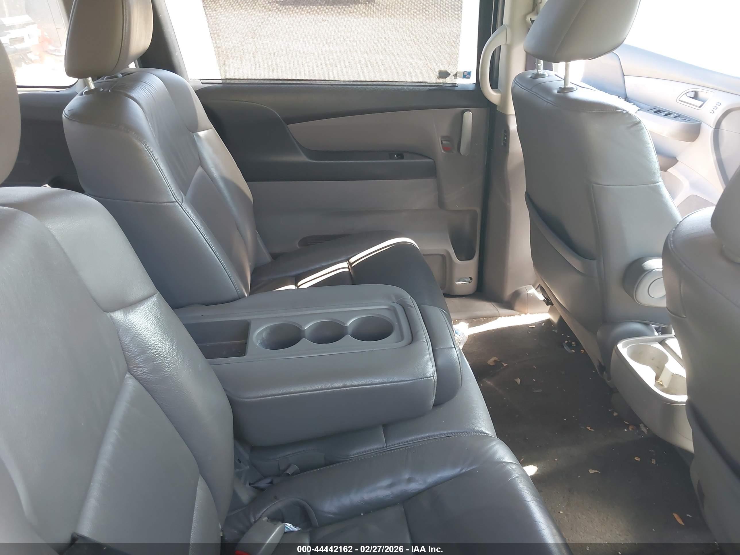 HONDA ODYSSEY image 8