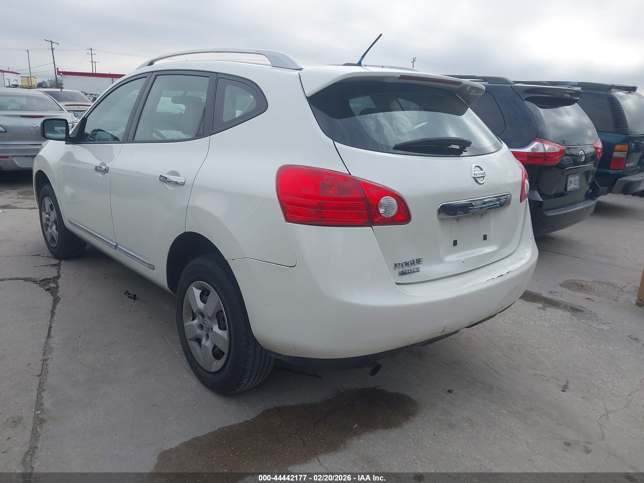 NISSAN ROGUE image 3