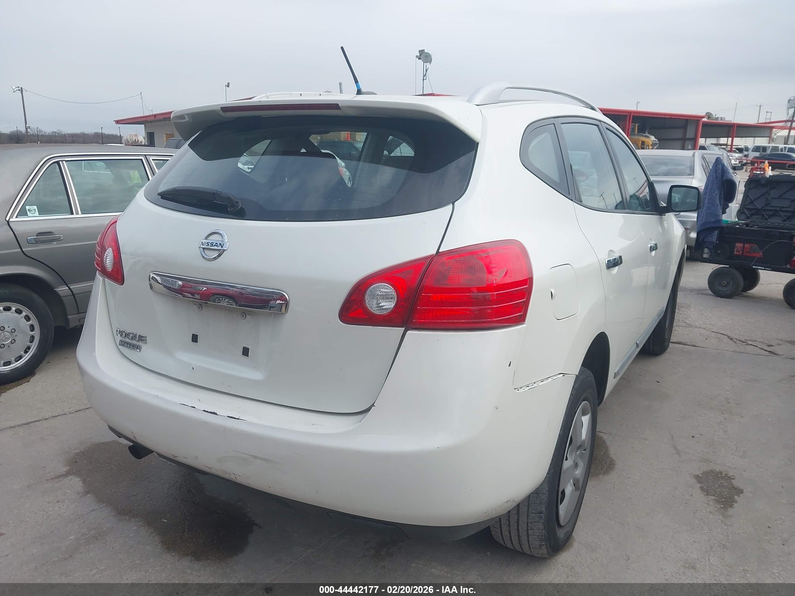 NISSAN ROGUE image 6