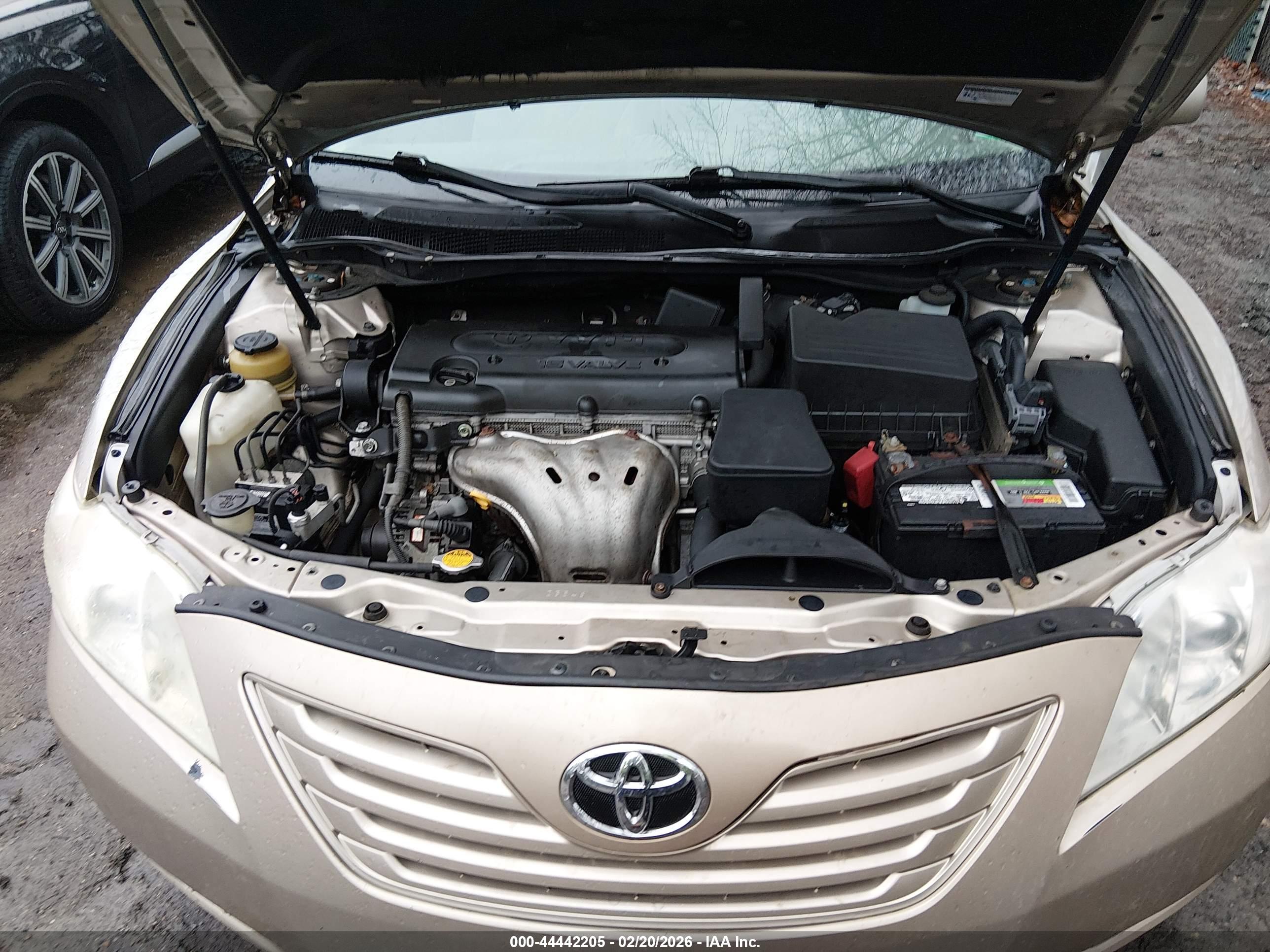 TOYOTA CAMRY image 10