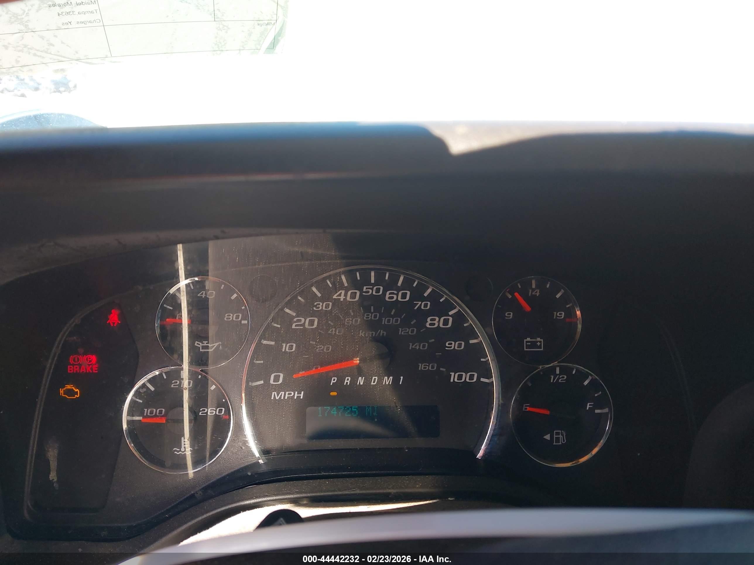 CHEVROLET EXPRESS image 7