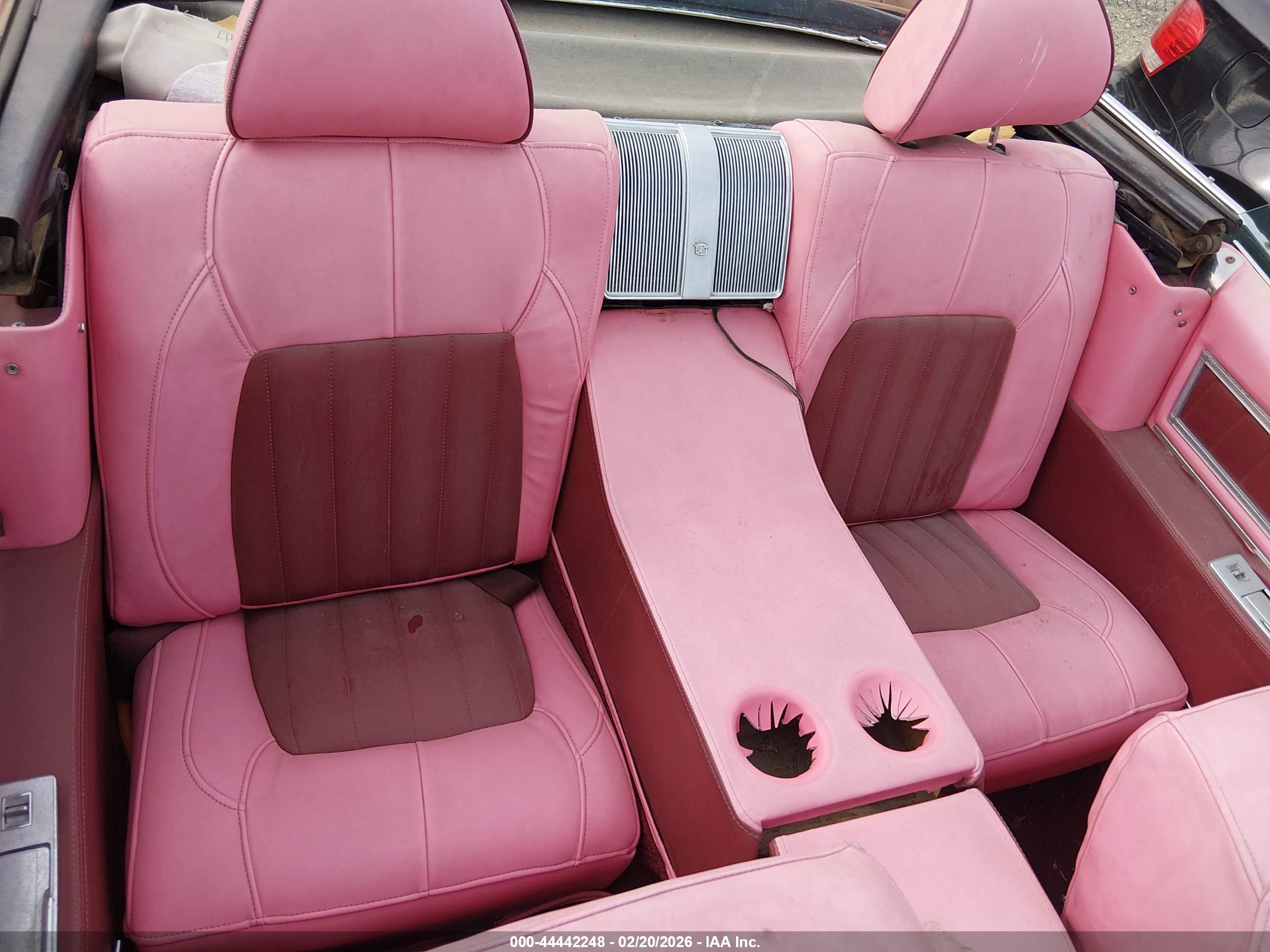 CADILLAC DEVILLE image 8