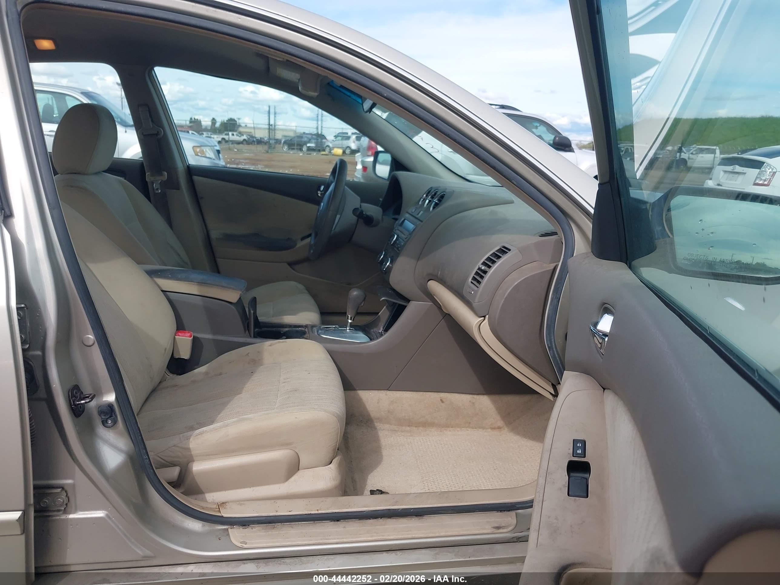 NISSAN ALTIMA image 5