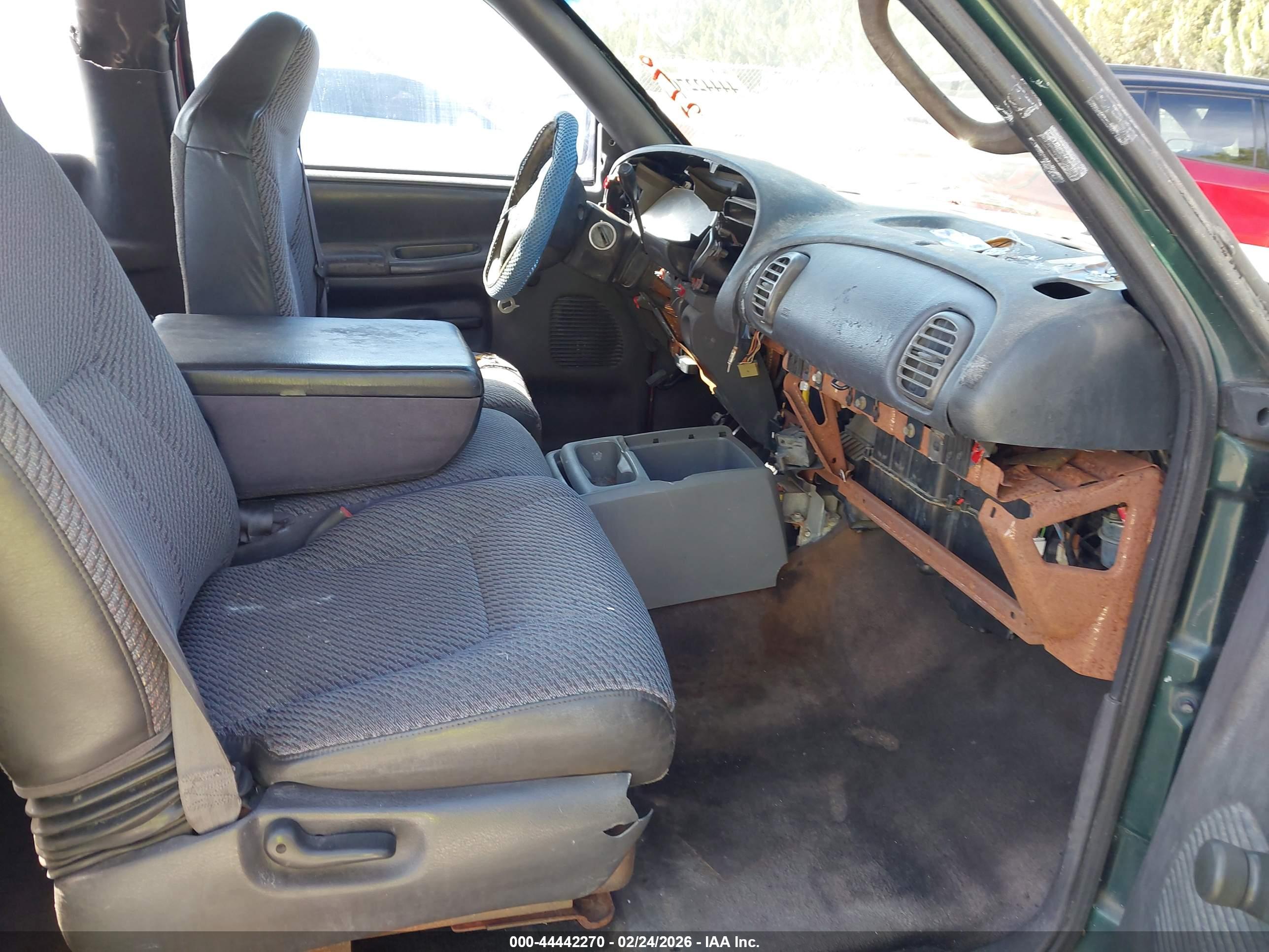 DODGE RAM image 5