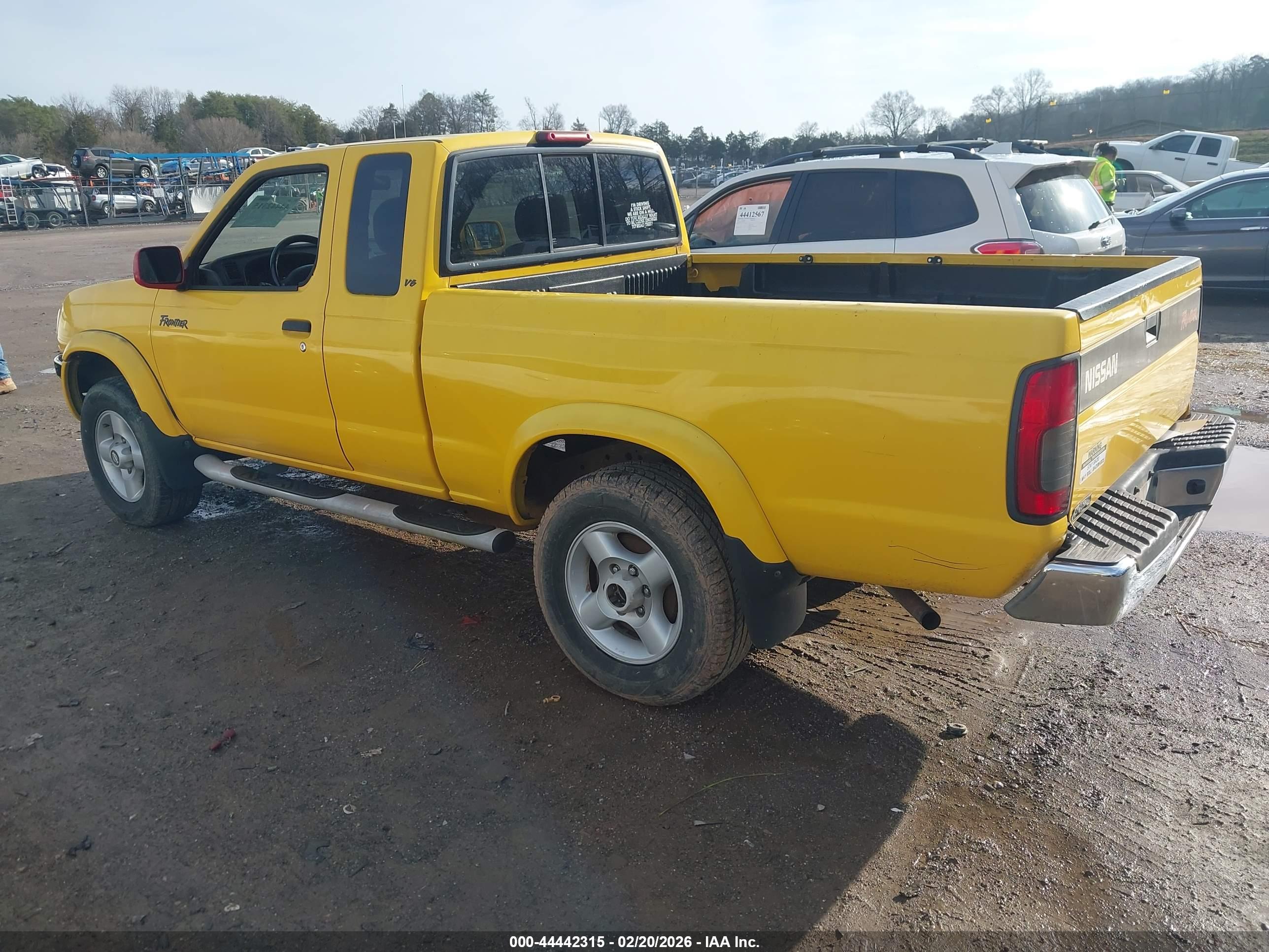 NISSAN FRONTIER image 3