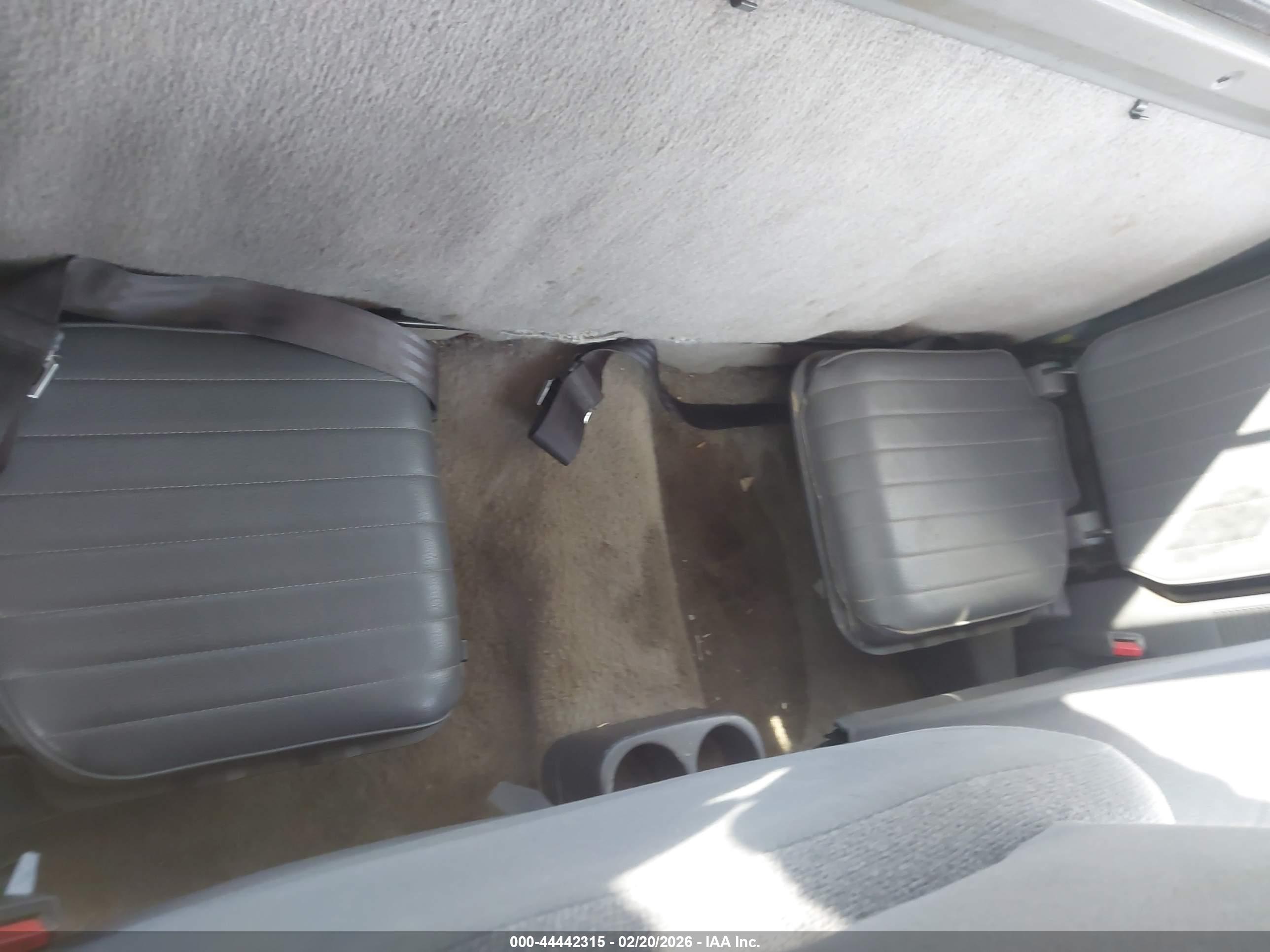NISSAN FRONTIER image 8