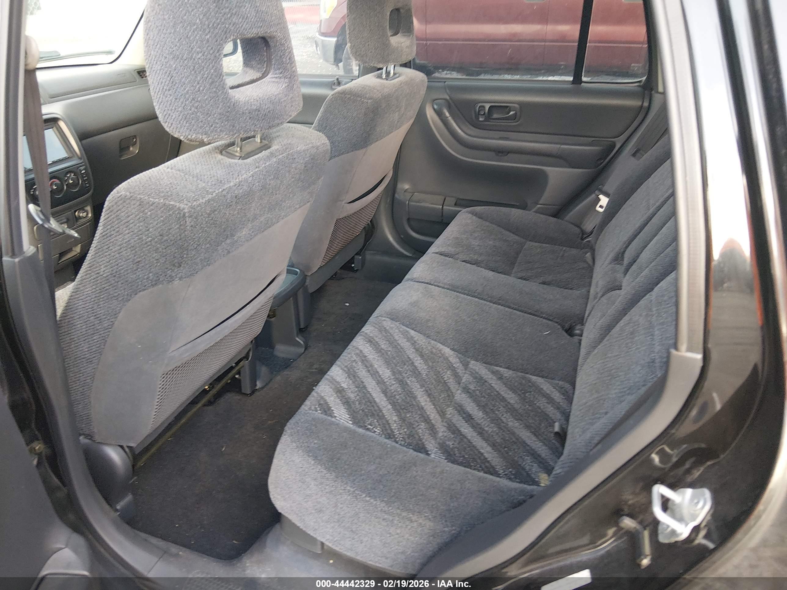 HONDA CR-V image 8