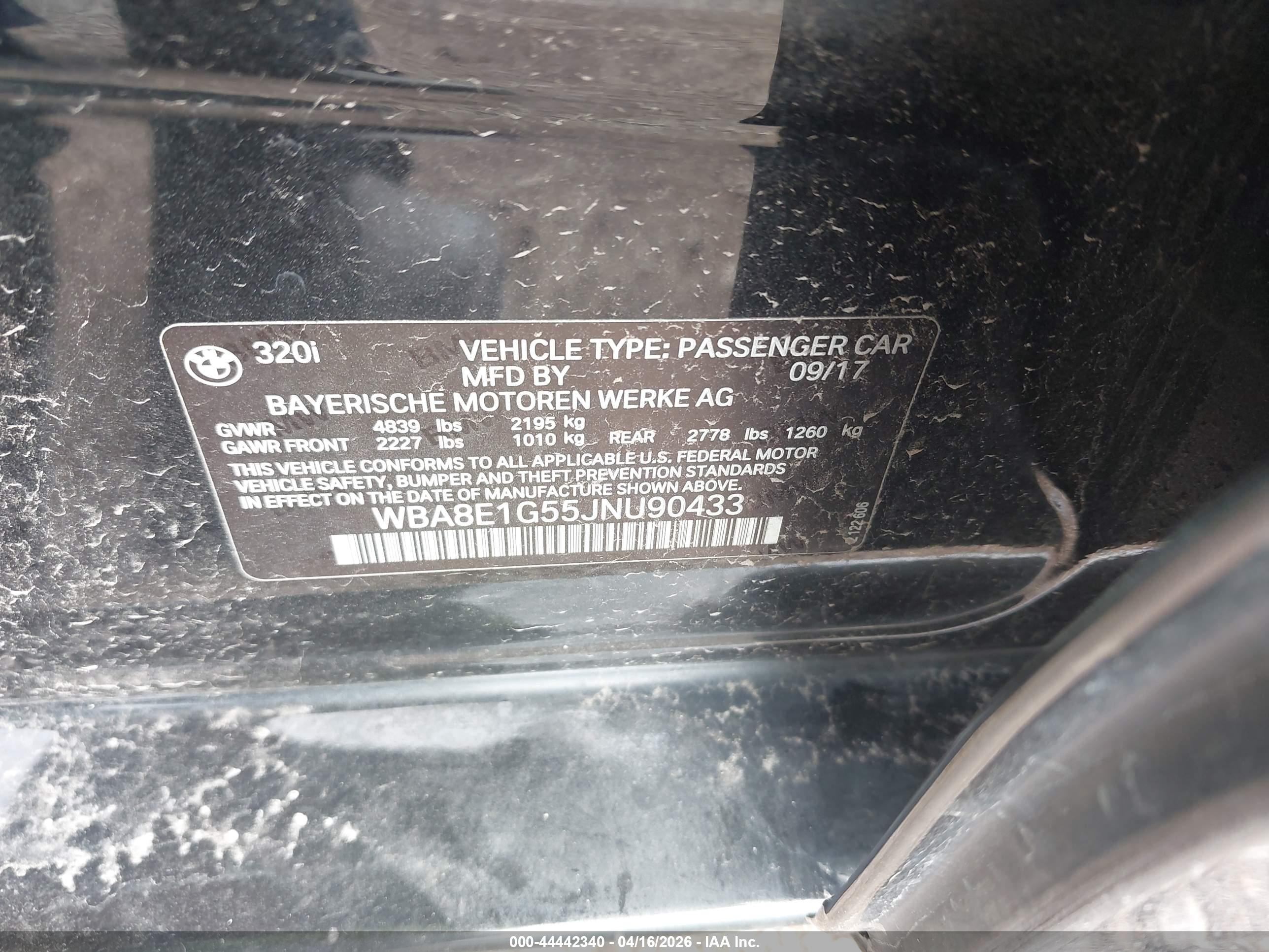 BMW 320I image 9