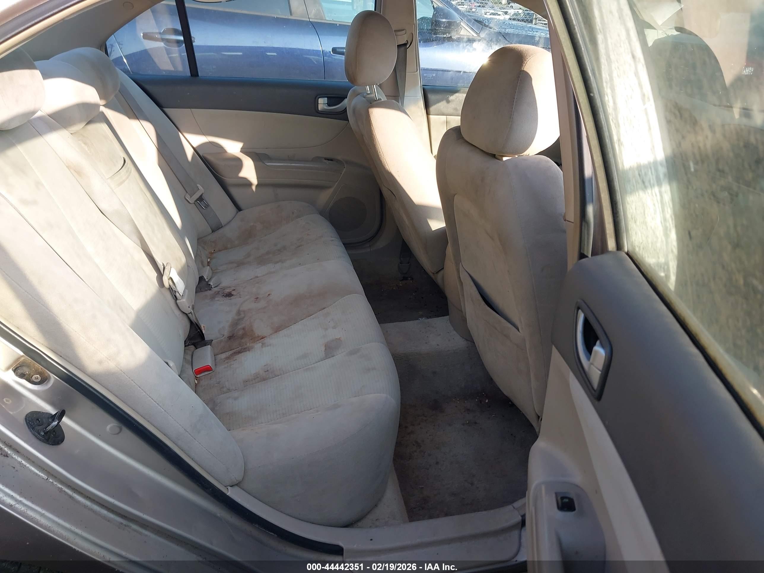 HYUNDAI SONATA image 8