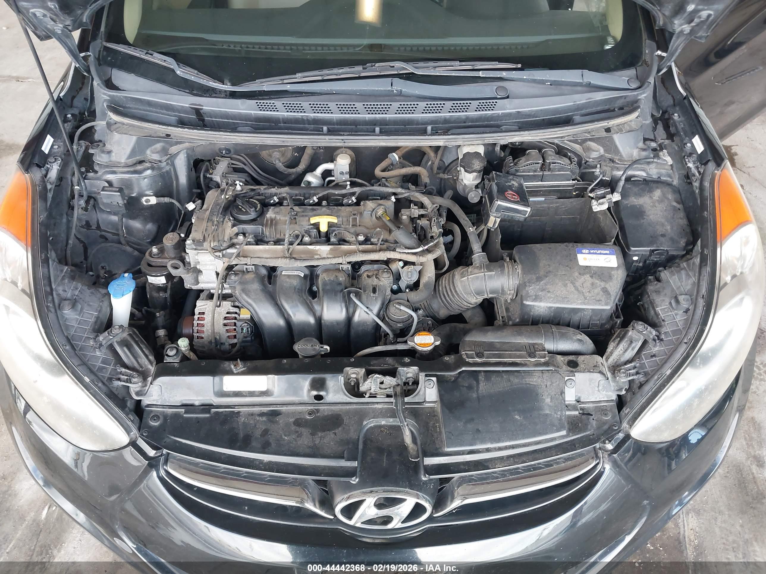 HYUNDAI ELANTRA image 10