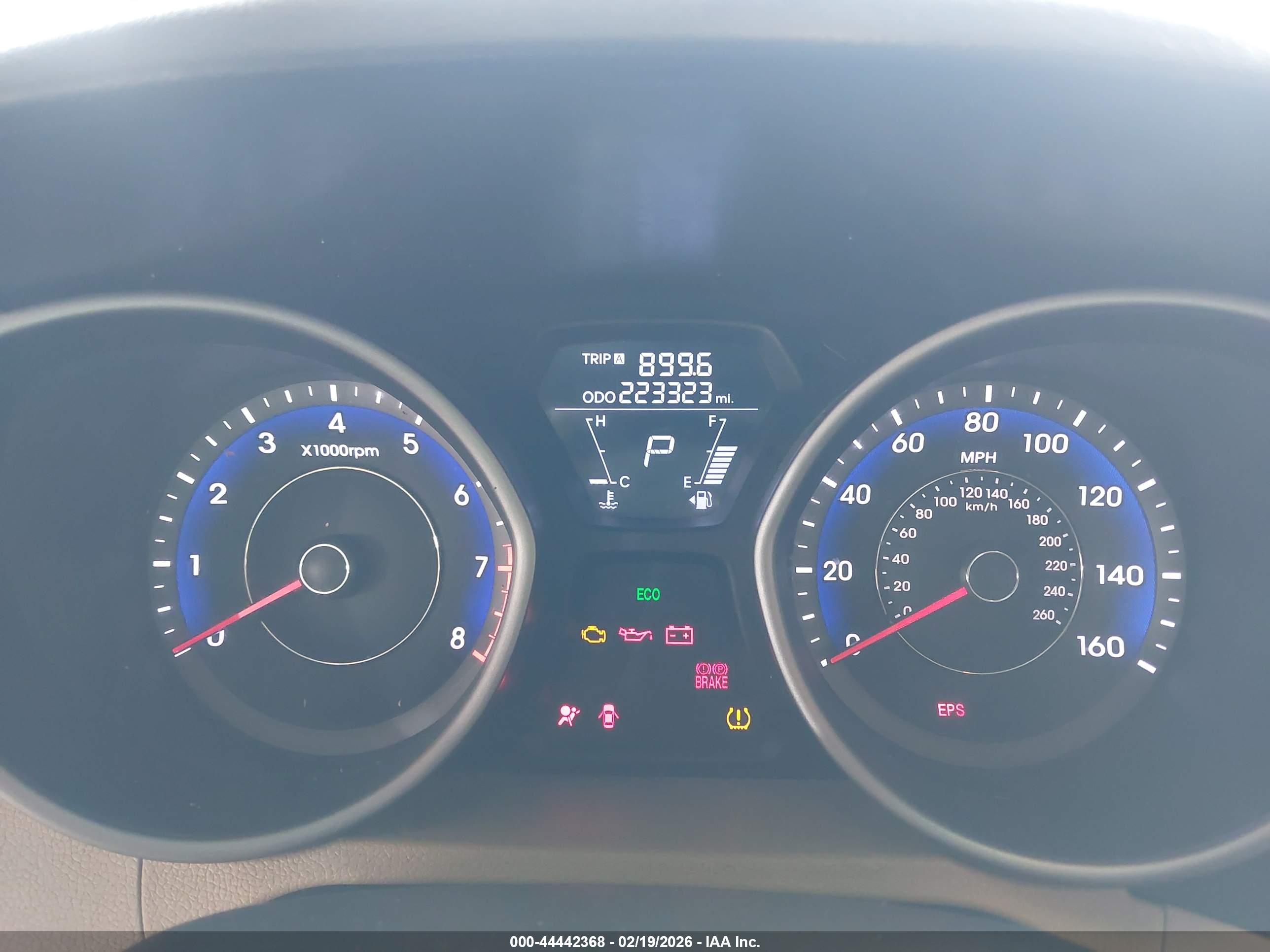HYUNDAI ELANTRA image 7