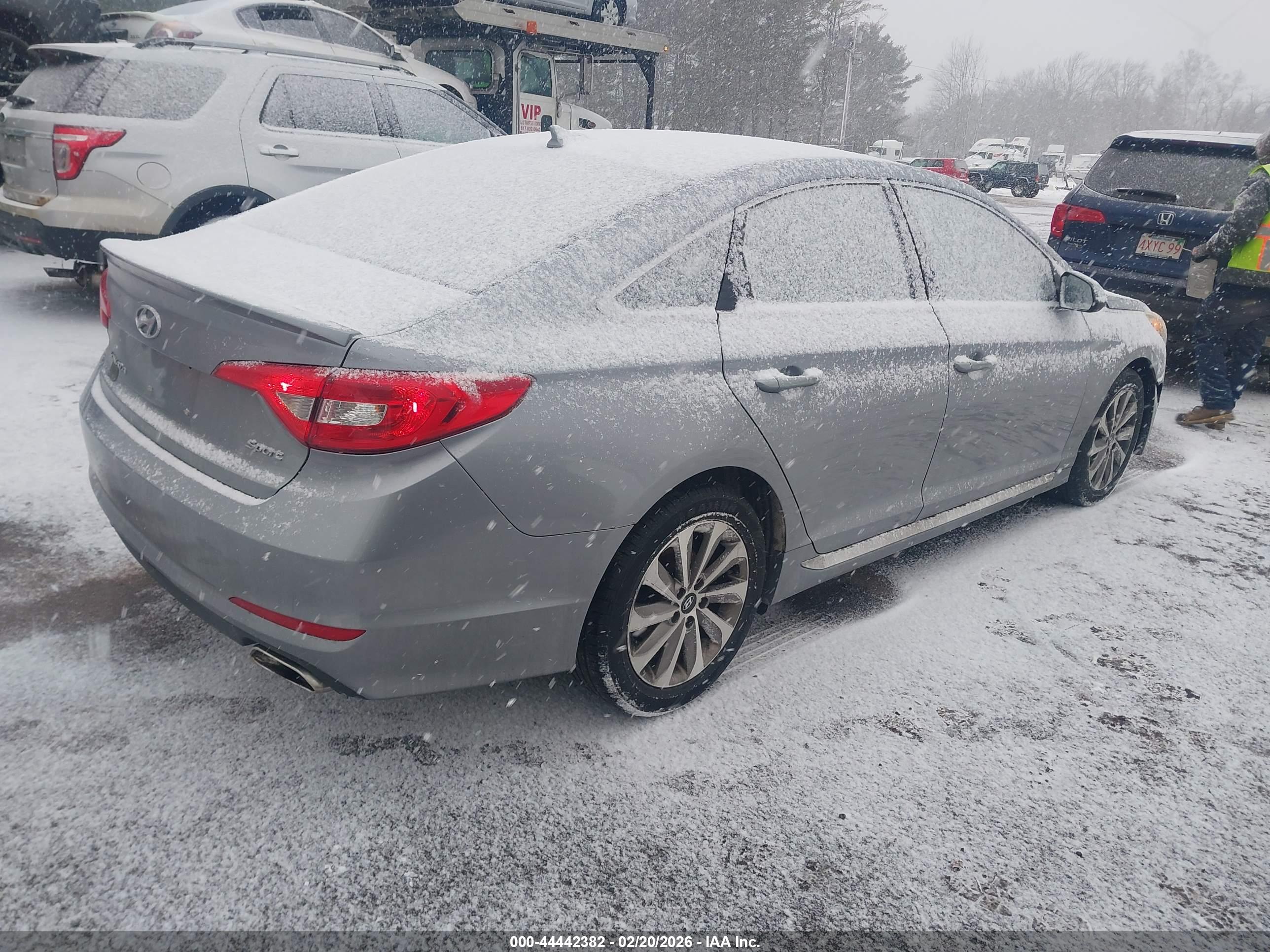 HYUNDAI SONATA image 4
