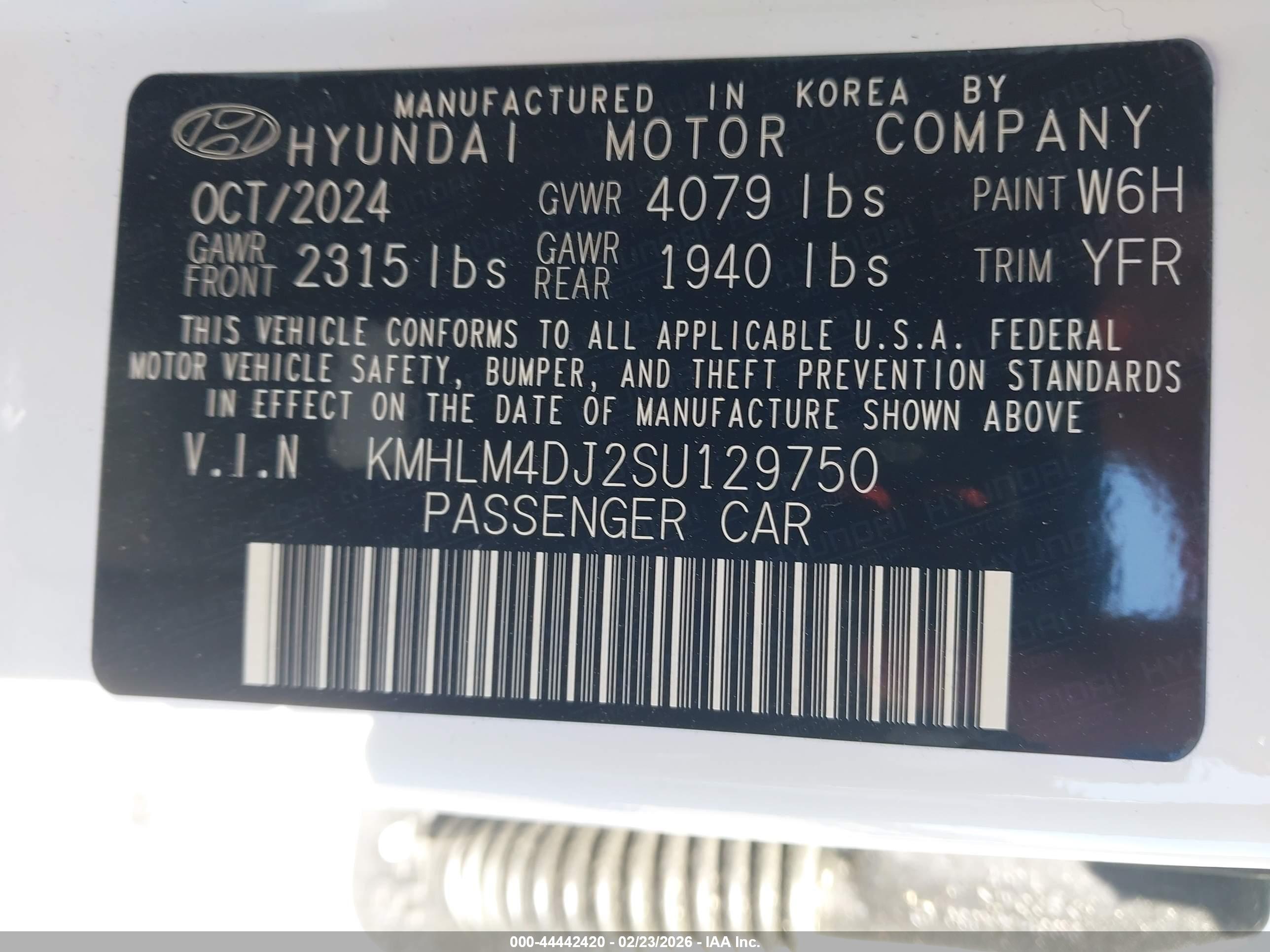 HYUNDAI ELANTRA image 9