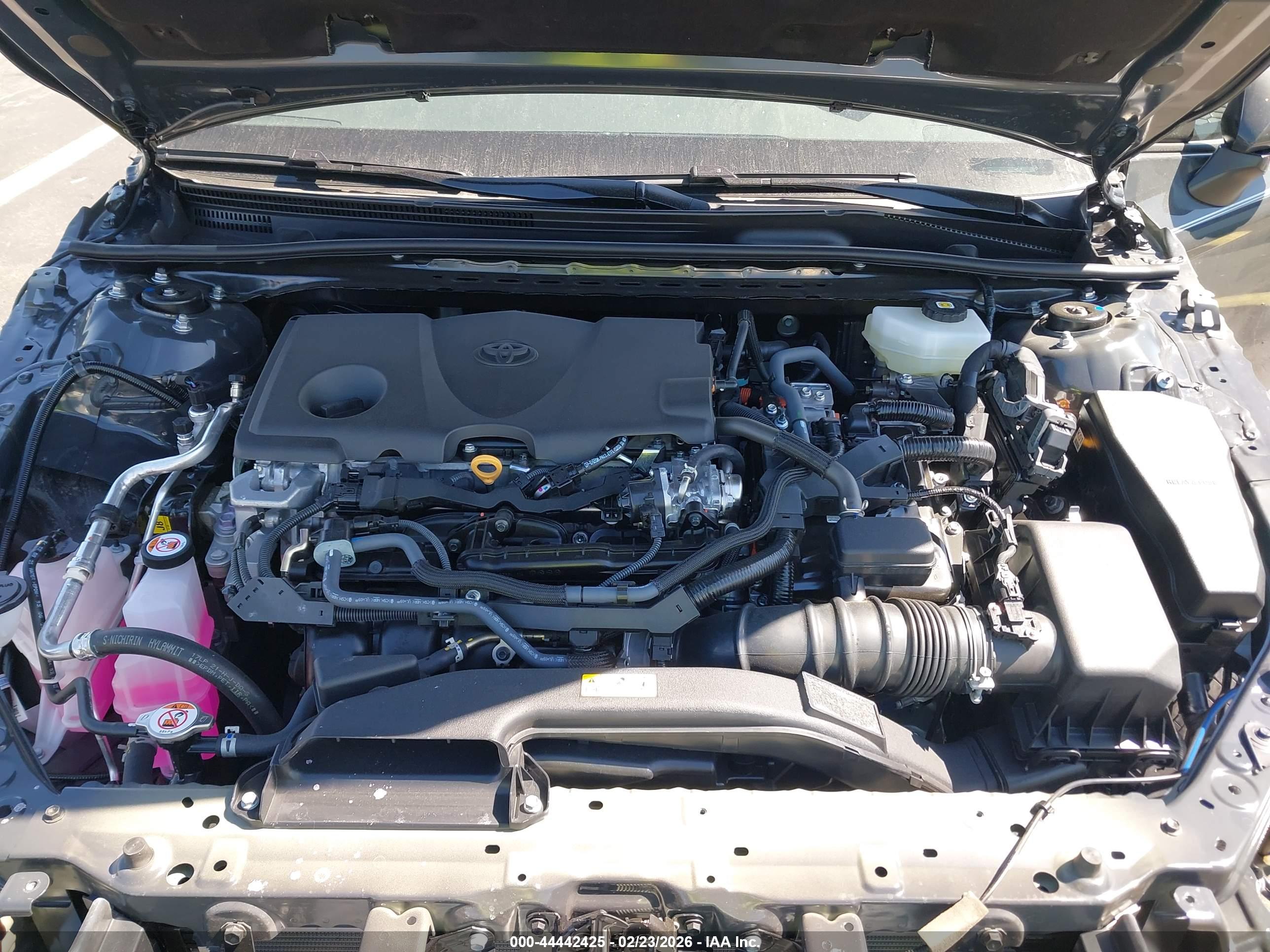 TOYOTA CAMRY image 10